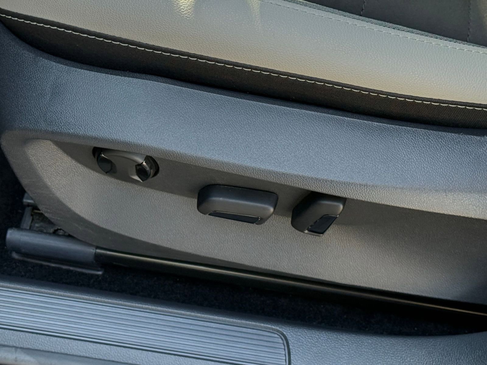 Thumbnail: 2025 Volkswagen Taos - 22