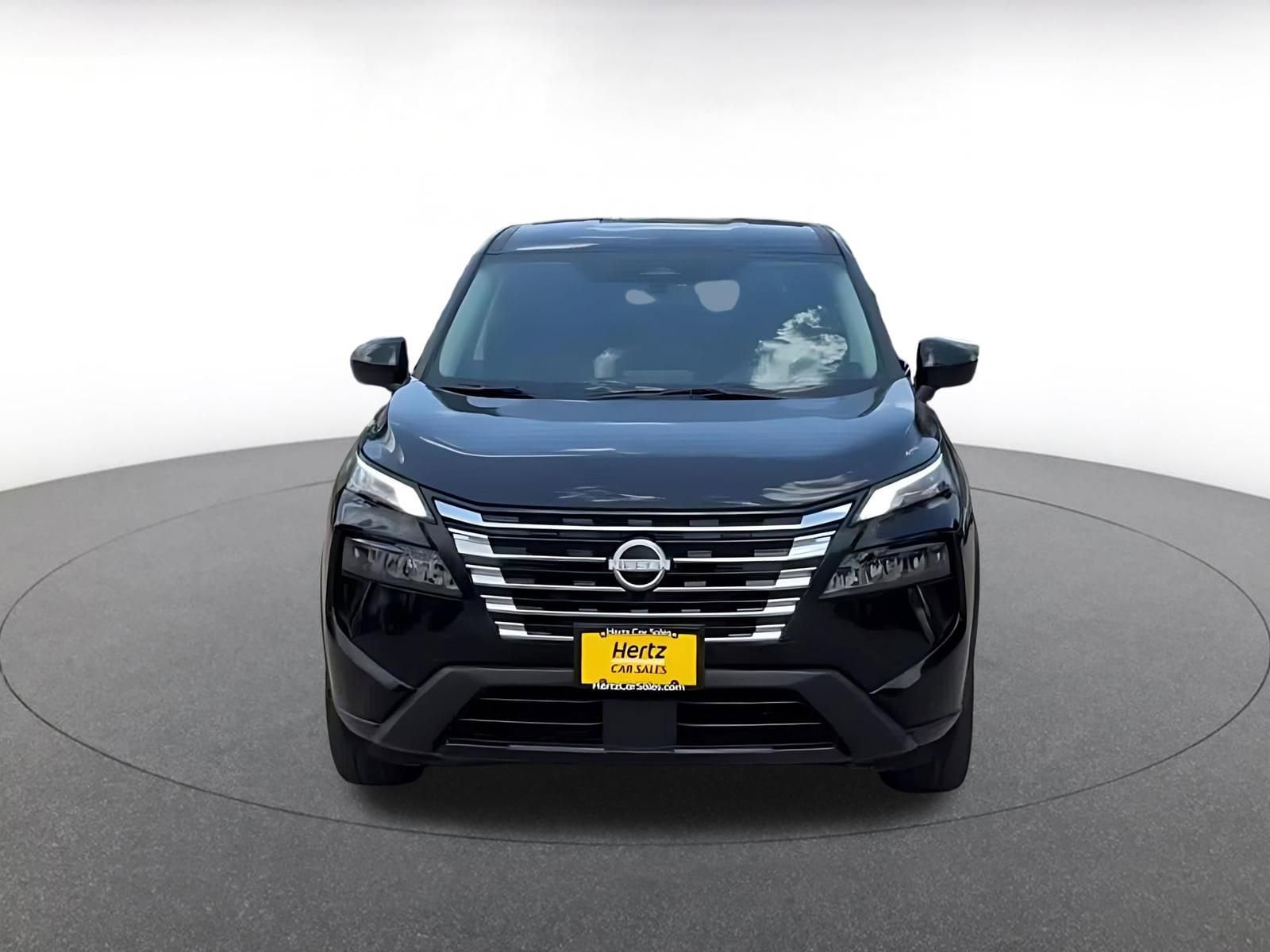 Thumbnail: 2025 Nissan Rogue - 4