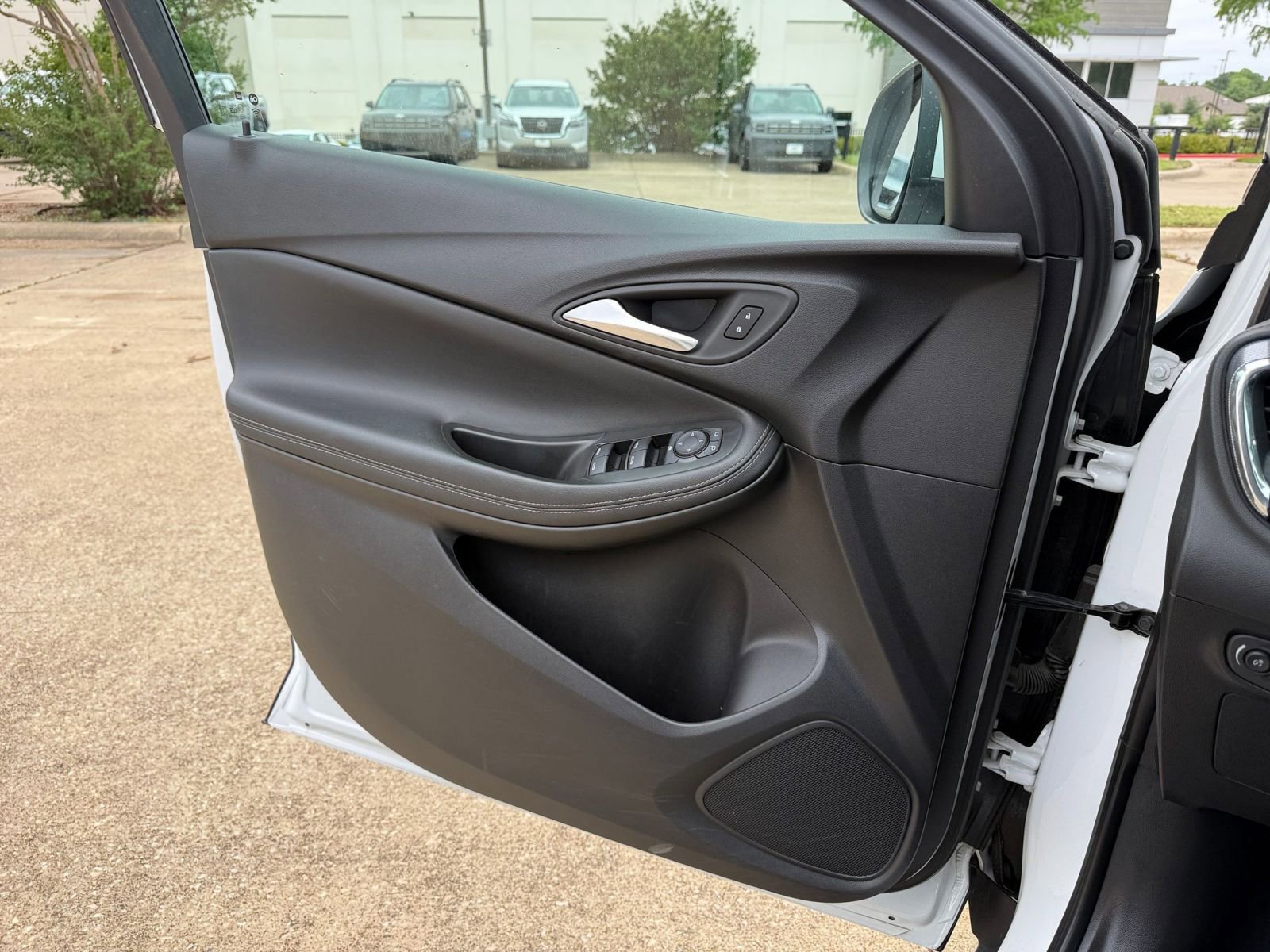 Thumbnail: 2025 Buick Encore GX - 18
