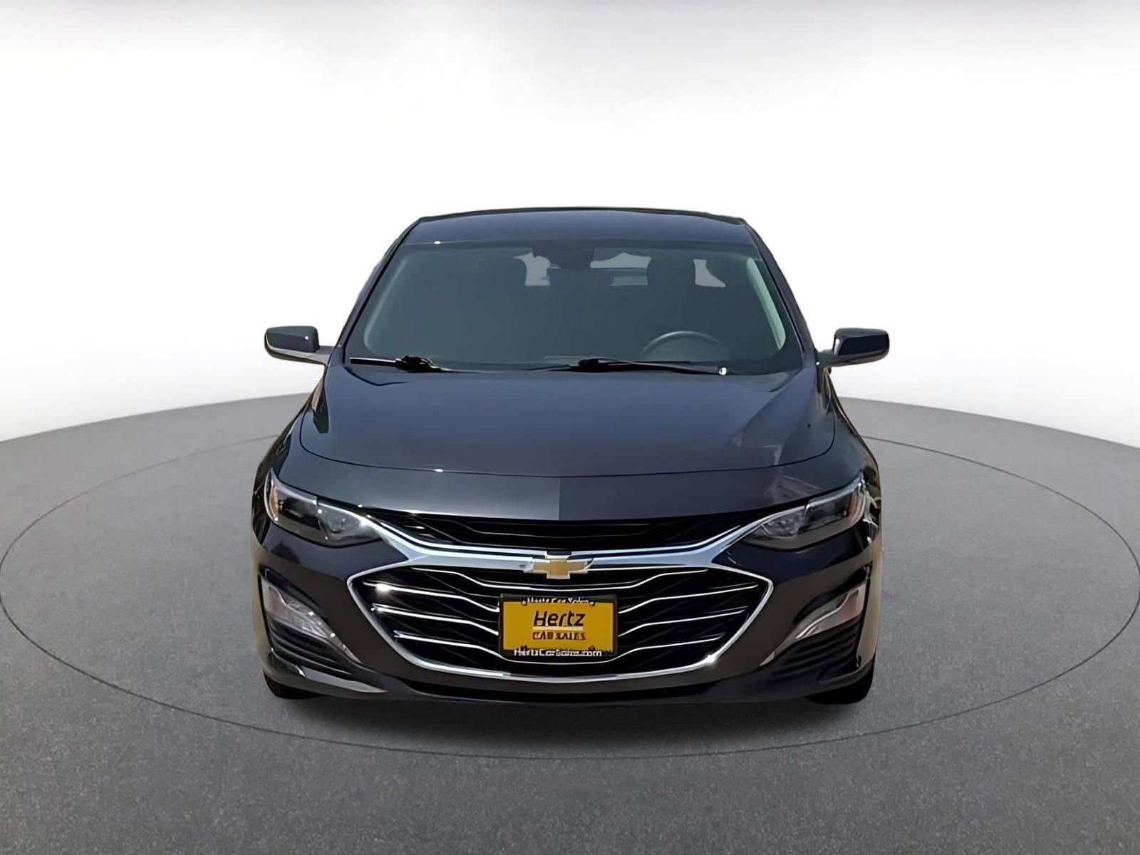 Thumbnail: 2023 Chevrolet Malibu - 4