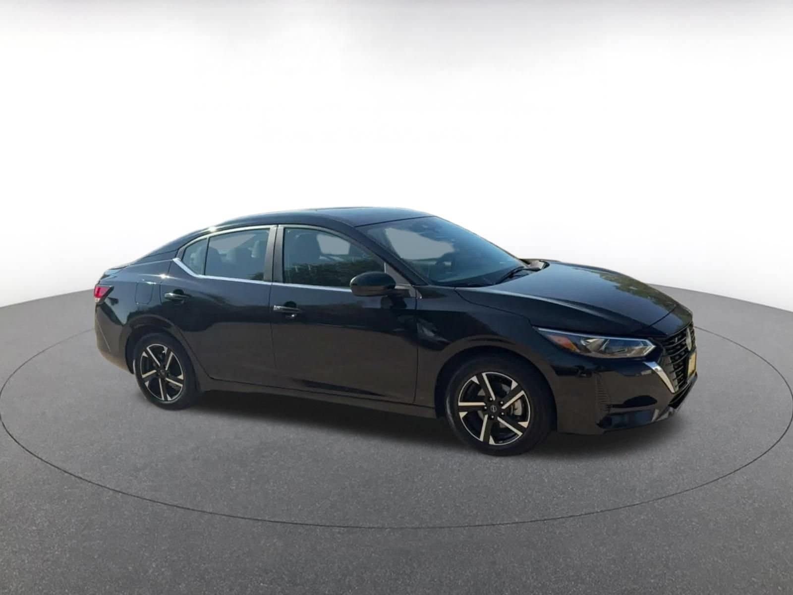 Thumbnail: 2025 Nissan Sentra - 2
