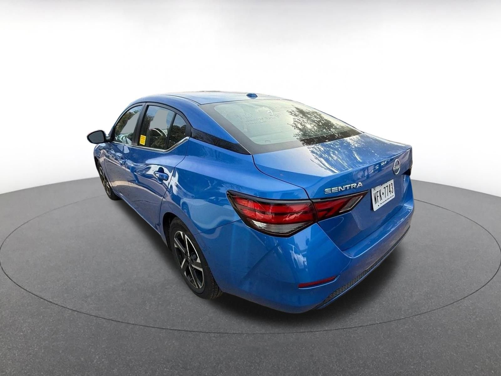 Thumbnail: 2025 Nissan Sentra - 3