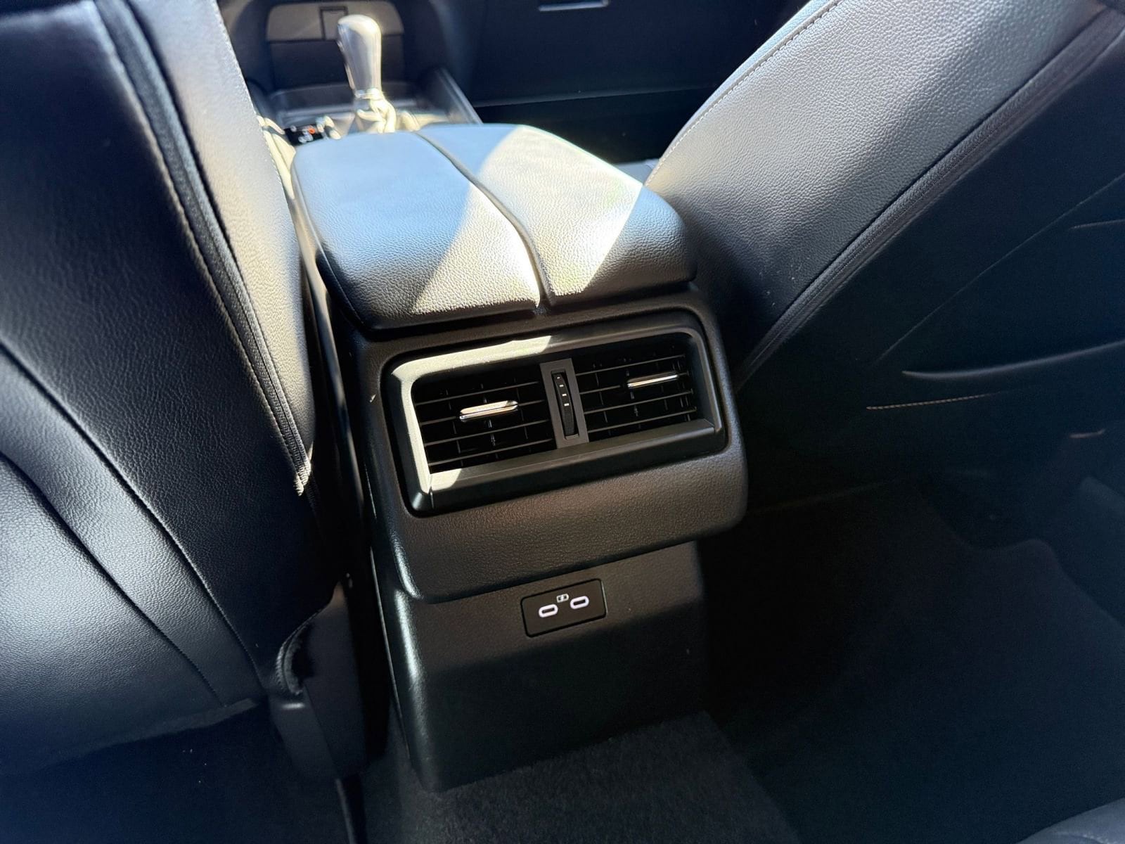 Thumbnail: 2025 Mazda CX-50 - 24