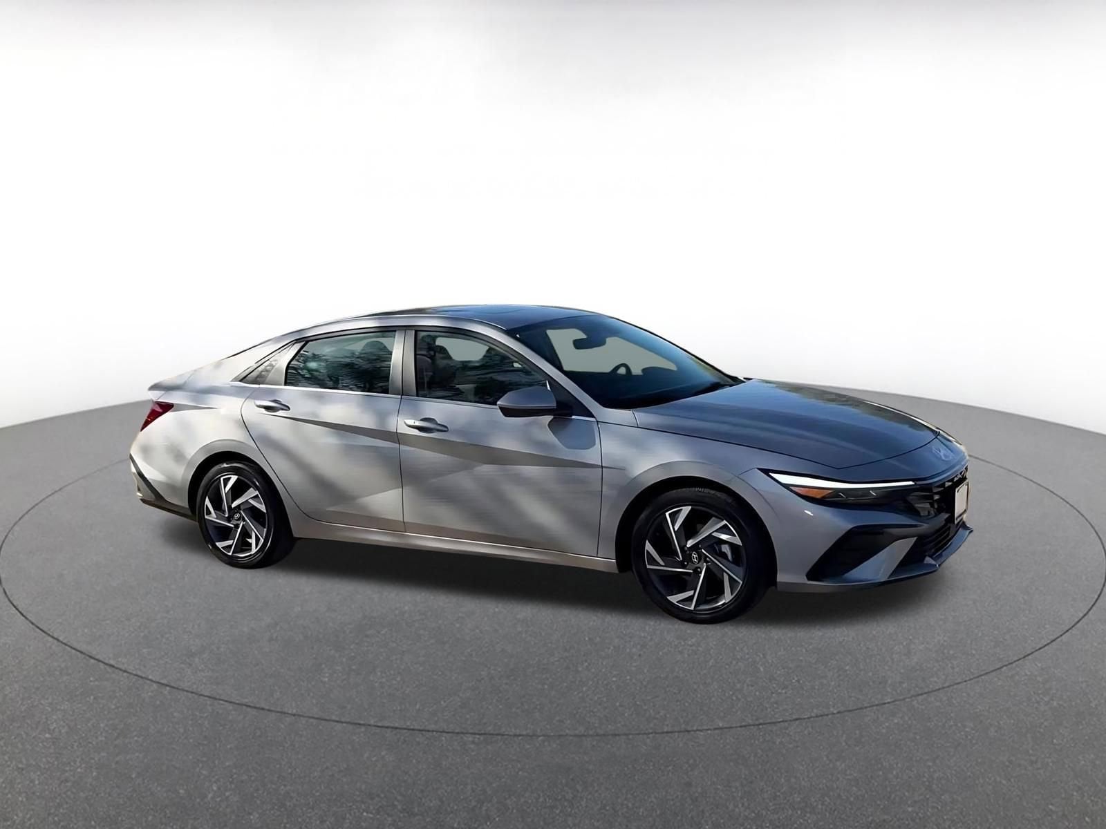 Thumbnail: 2025 Hyundai Elantra - 2