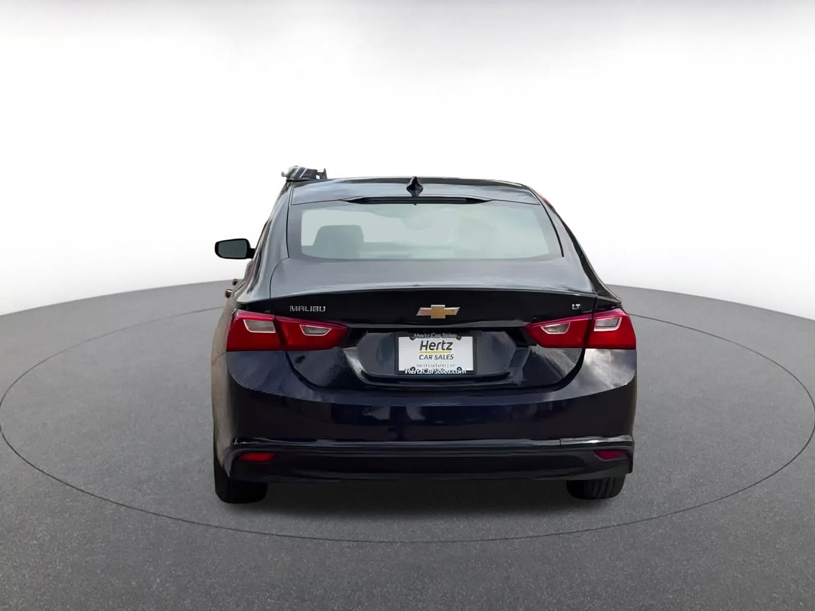 Thumbnail: 2023 Chevrolet Malibu - 12