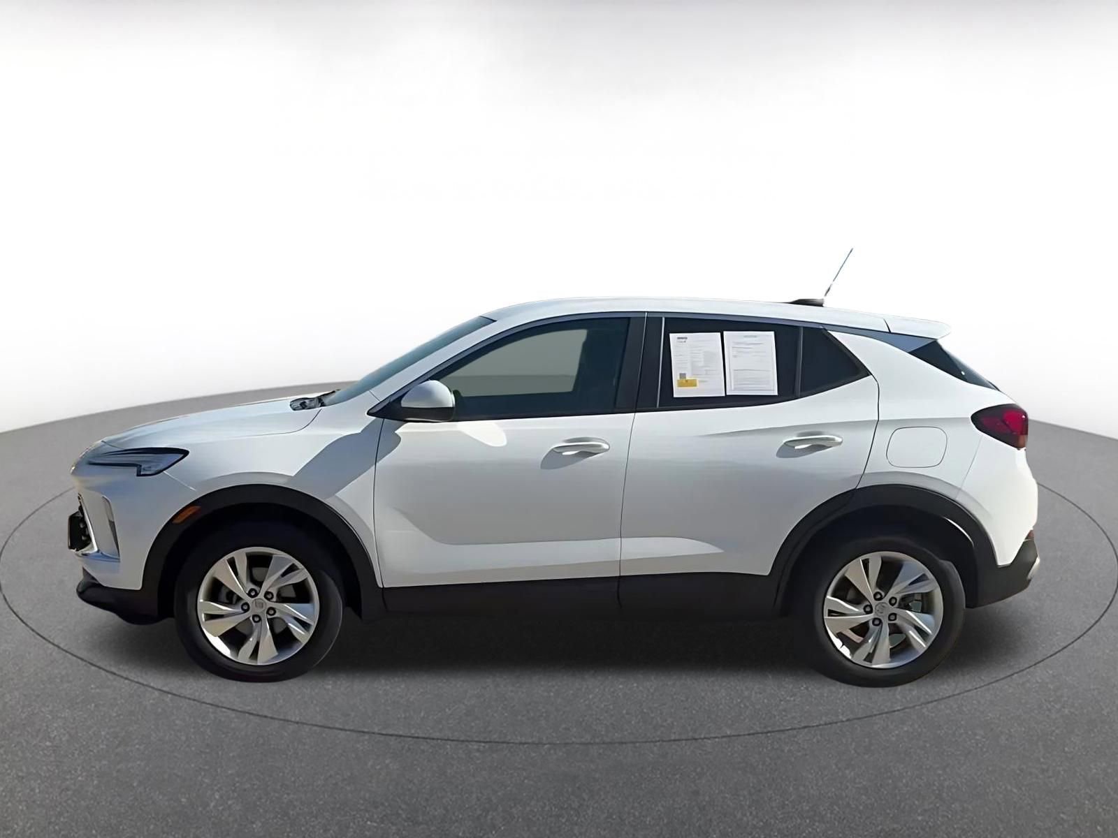 Thumbnail: 2025 Buick Encore GX - 9