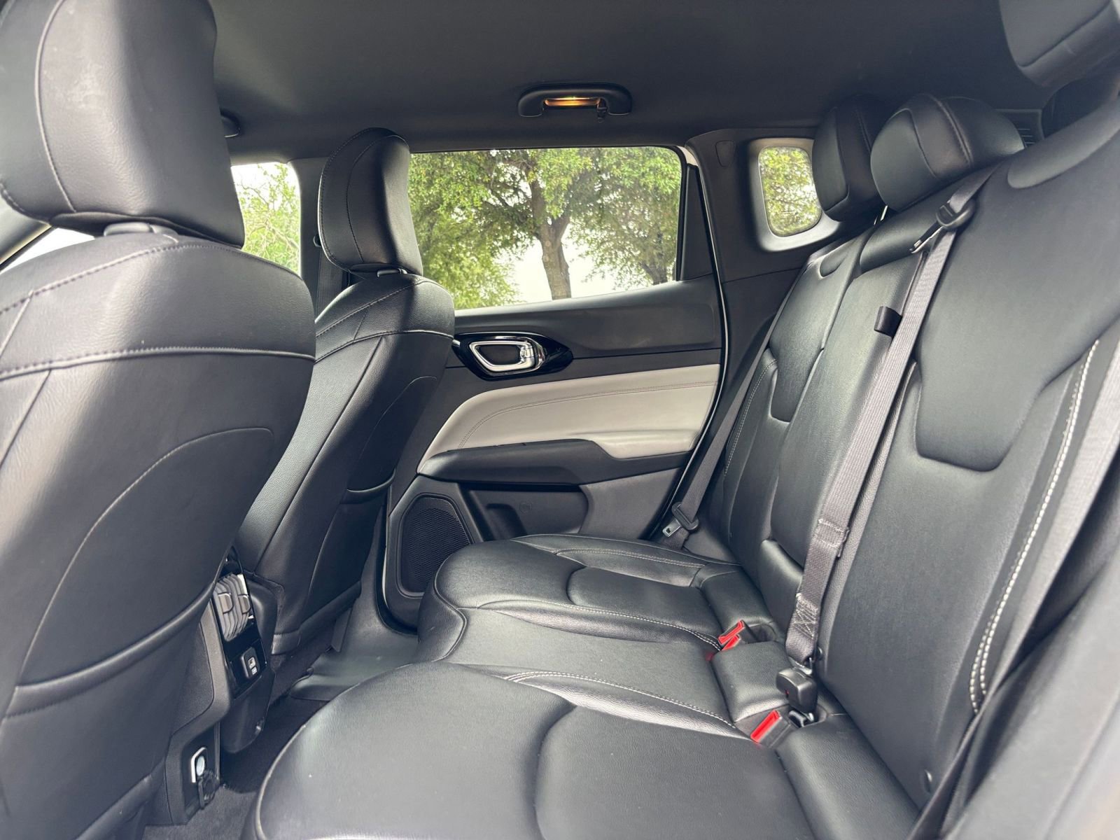 Thumbnail: 2025 Jeep Compass - 27