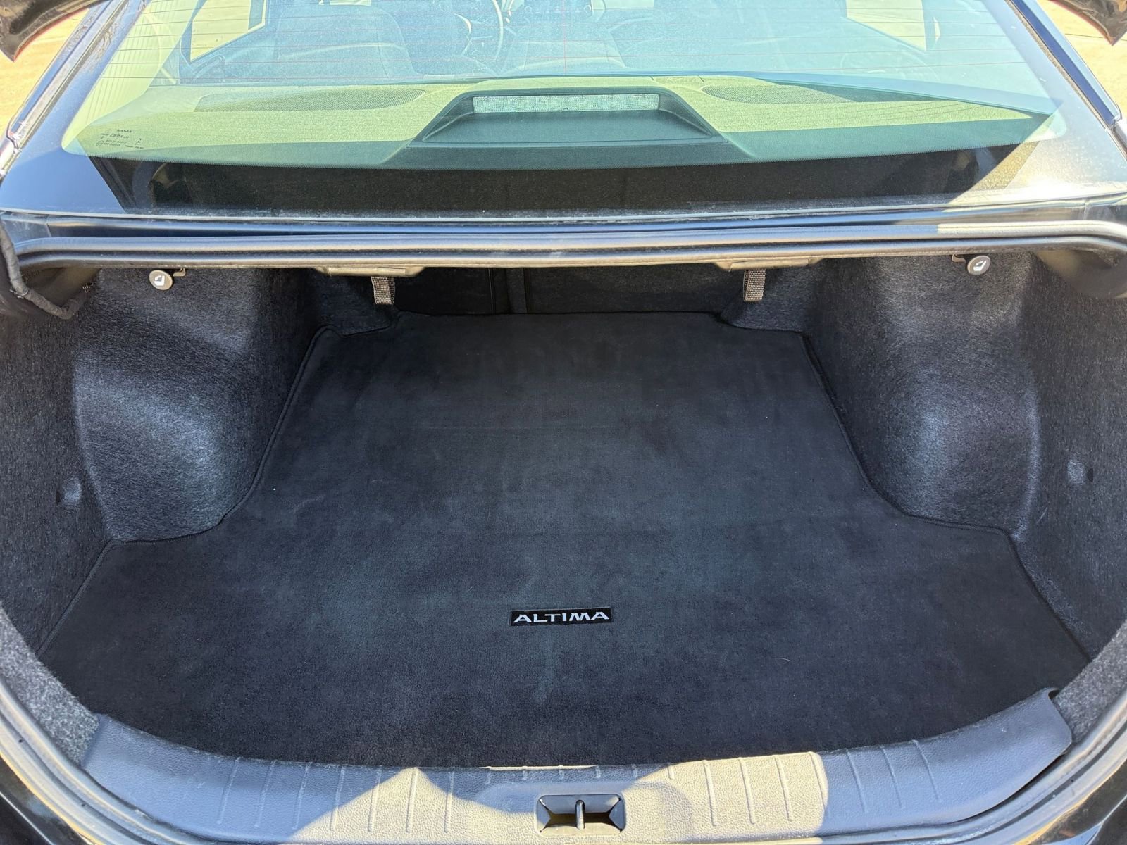 Thumbnail: 2025 Nissan Altima - 31