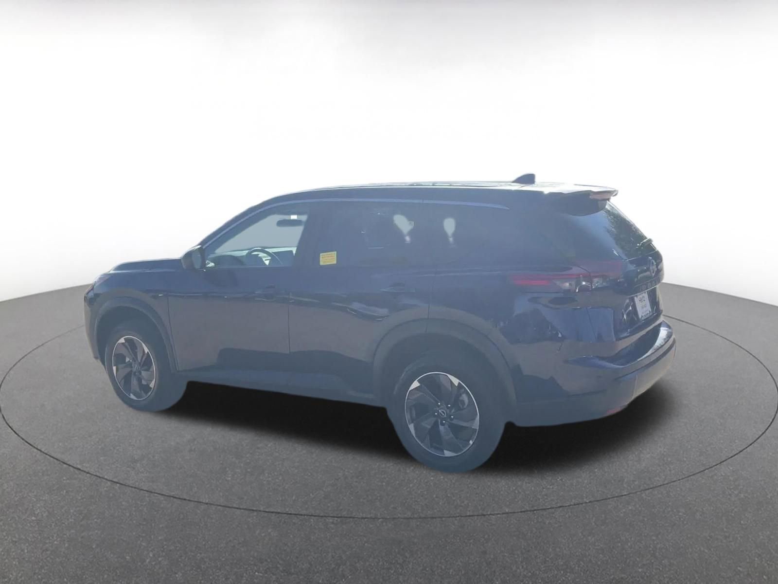 Thumbnail: 2025 Nissan Rogue - 10