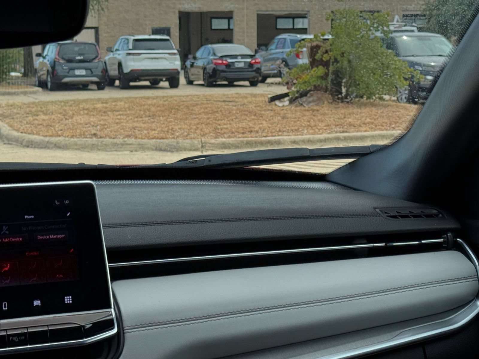 Thumbnail: 2025 Jeep Compass - 34