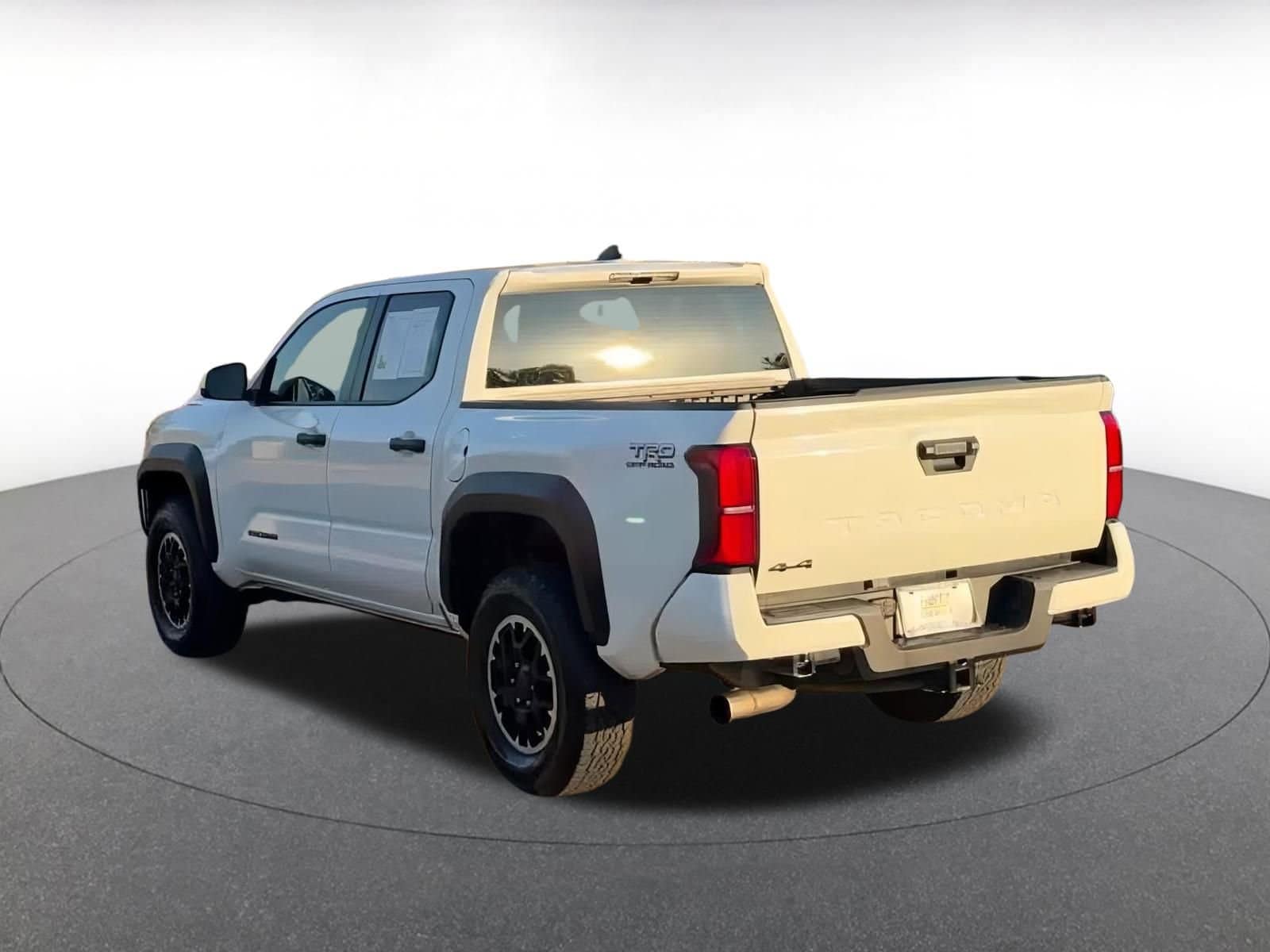 Thumbnail: 2025 Toyota Tacoma - 10