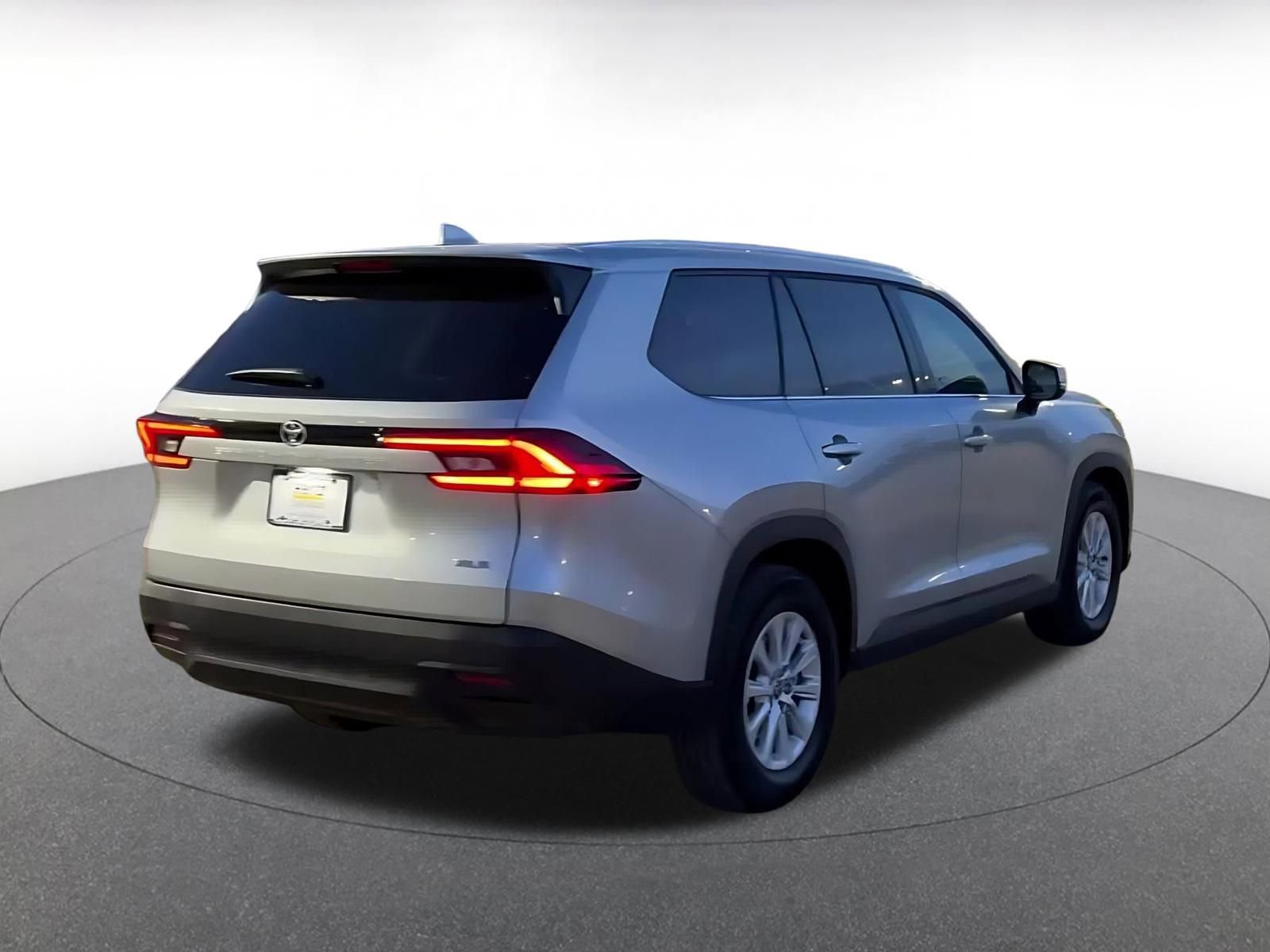 Thumbnail: 2025 Toyota Grand Highlander - 14