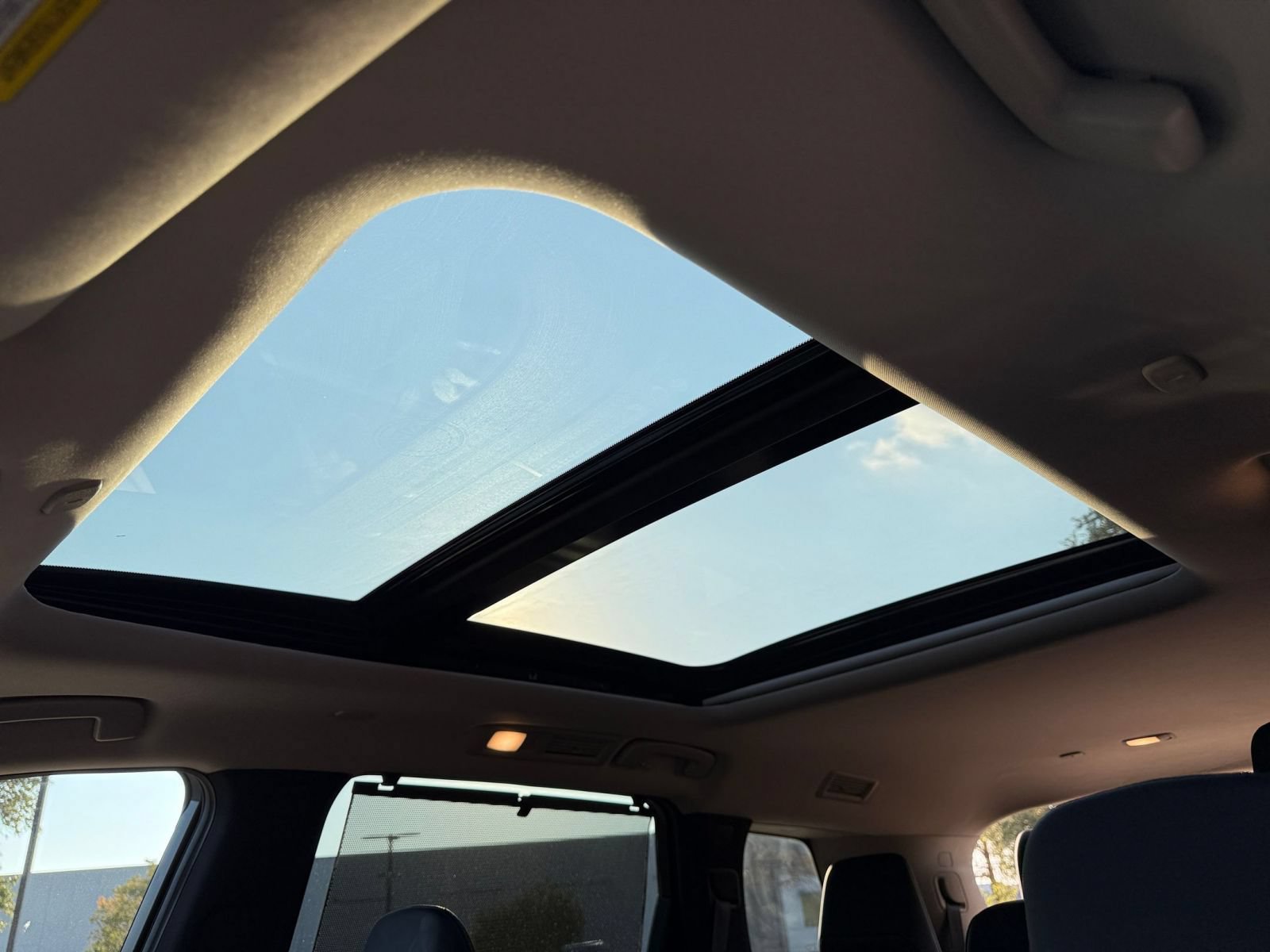 Thumbnail: 2026 INFINITI QX60 - 30