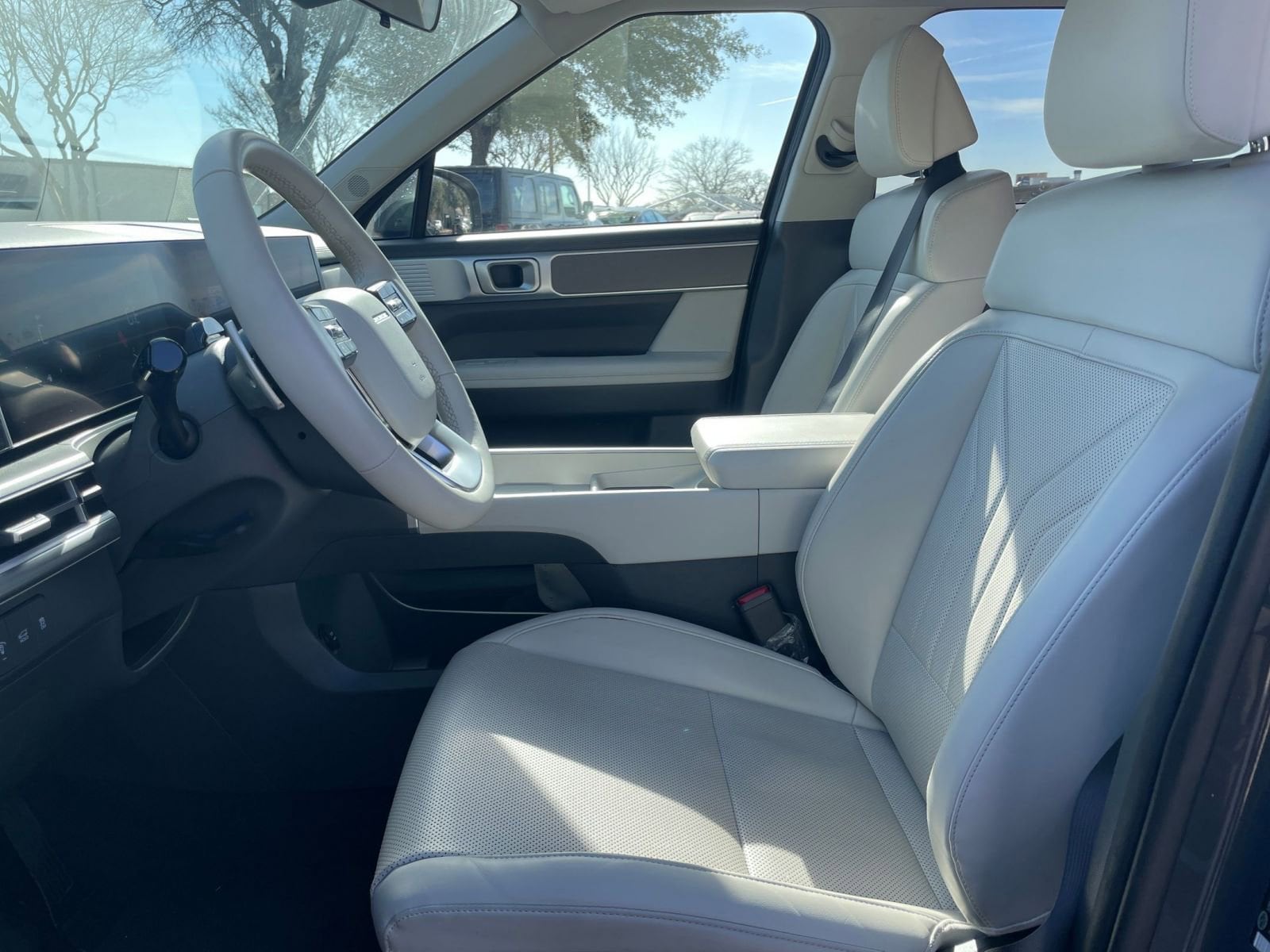 Thumbnail: 2025 Hyundai Santa Fe - 28