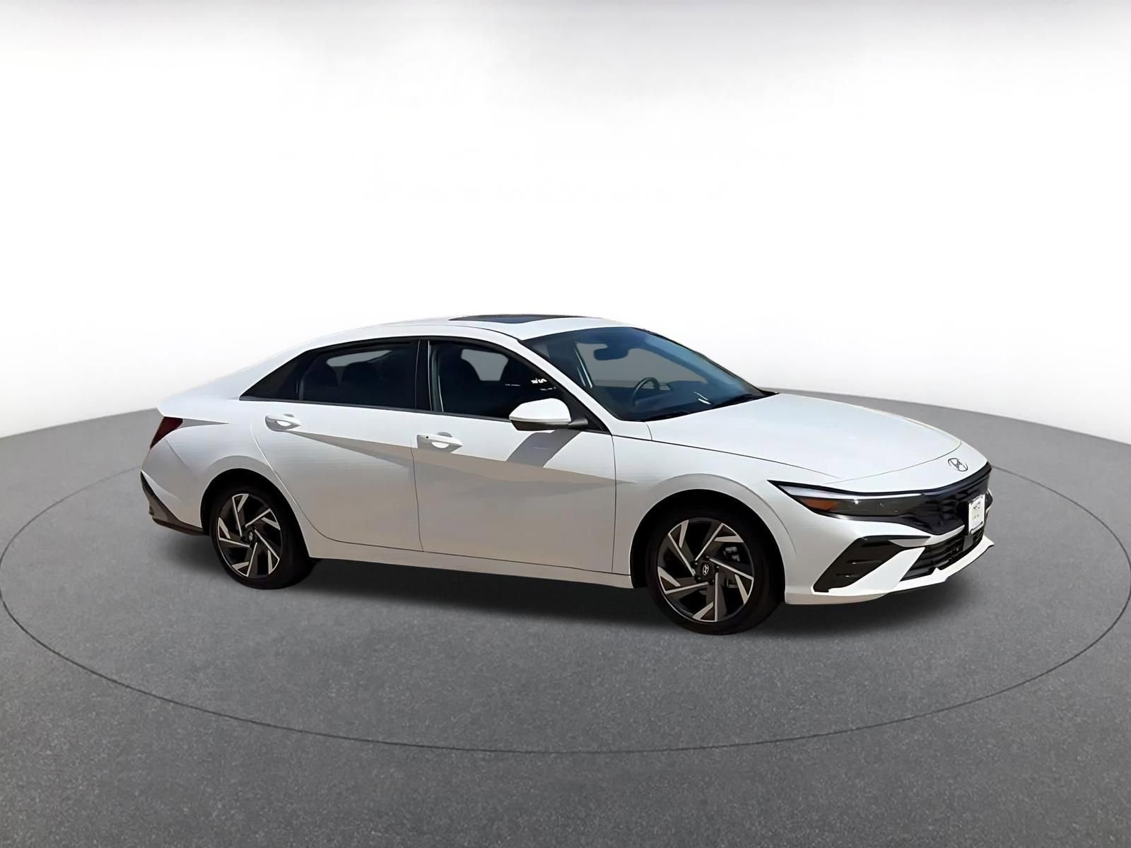 Thumbnail: 2025 Hyundai Elantra - 2