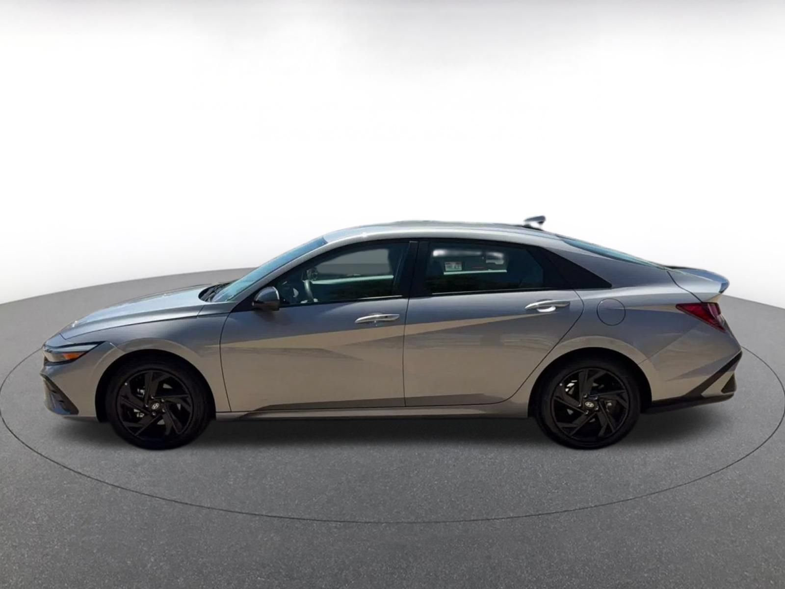 Thumbnail: 2026 Hyundai Elantra - 8