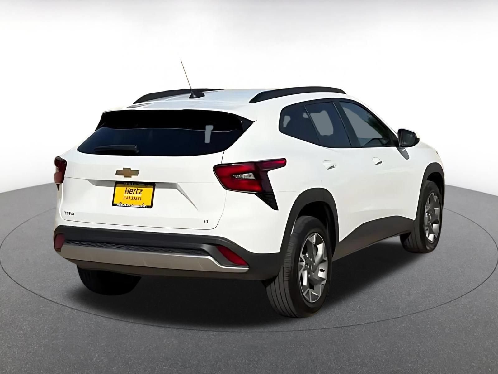 Thumbnail: 2025 Chevrolet Trax - 14