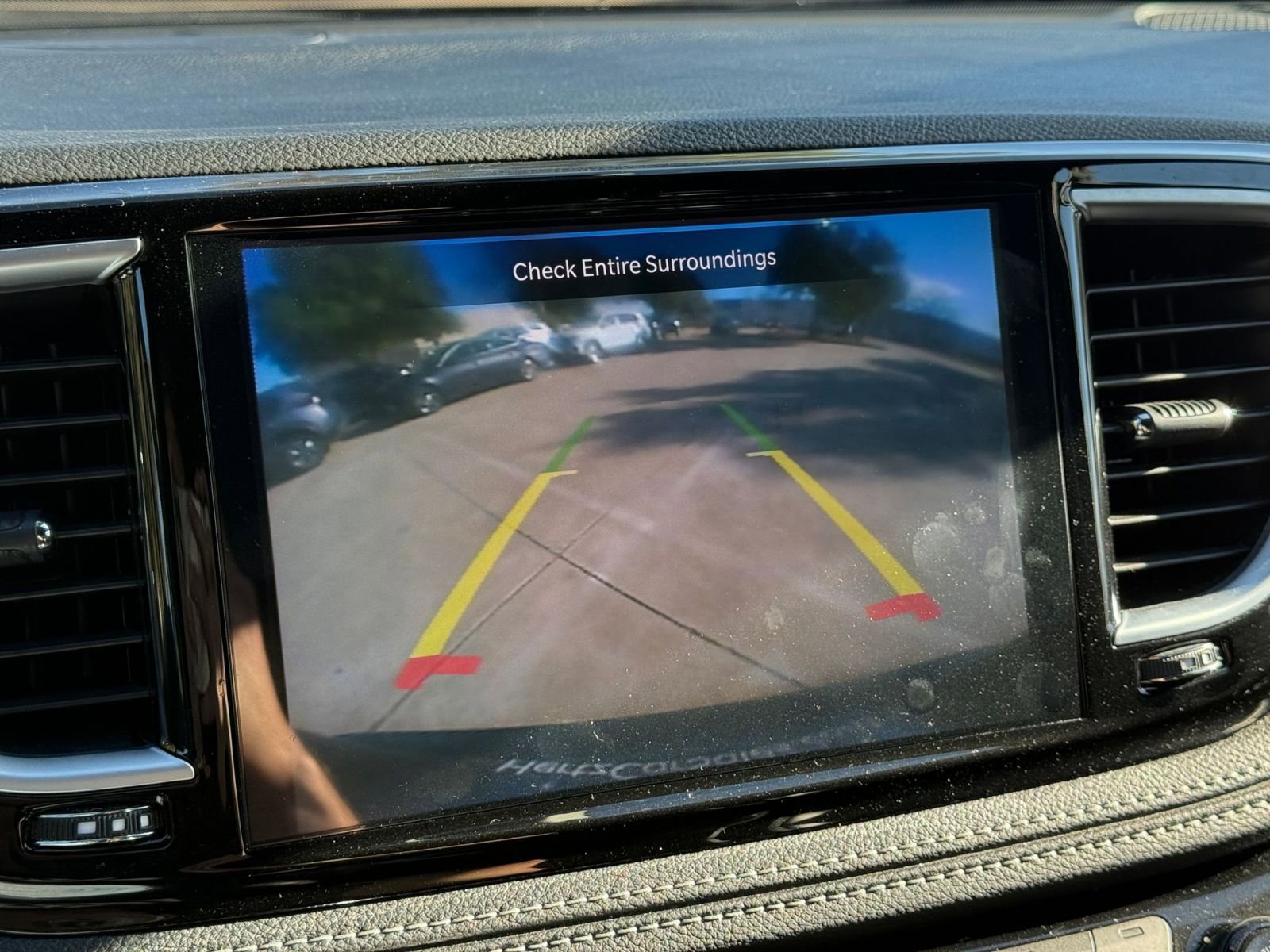 Thumbnail: 2025 Chrysler Pacifica - 18