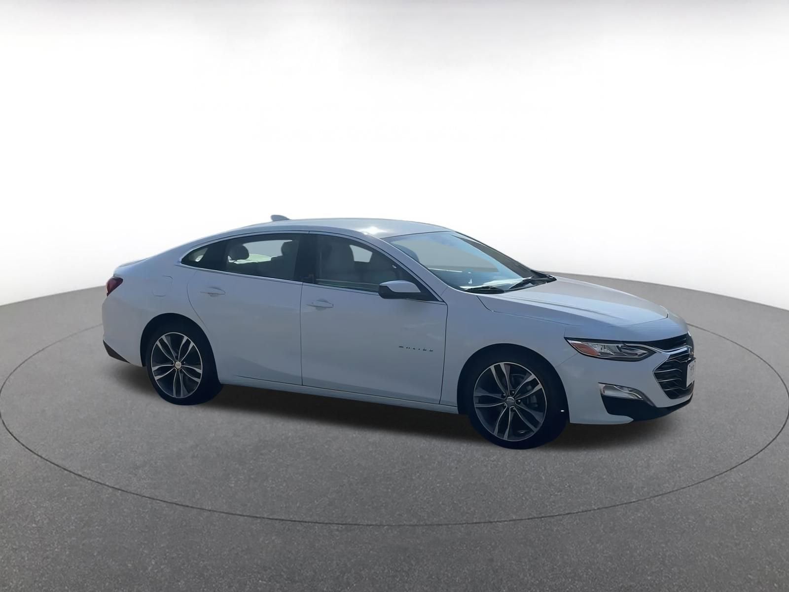 Thumbnail: 2024 Chevrolet Malibu - 2