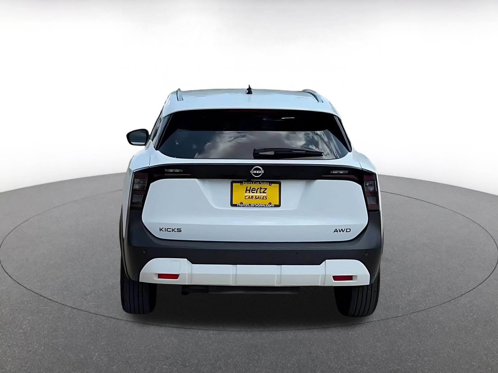 Thumbnail: 2026 Nissan Kicks - 10