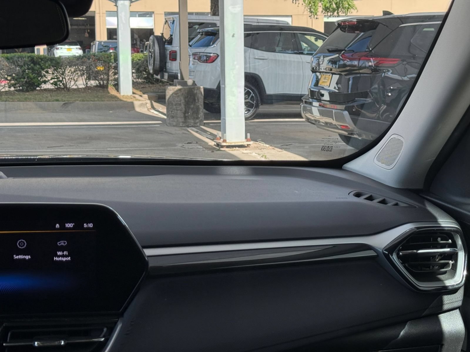 Thumbnail: 2025 Chevrolet TrailBlazer - 34