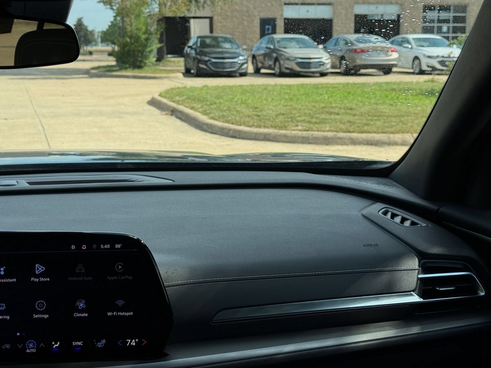 Thumbnail: 2025 Chevrolet Traverse - 33