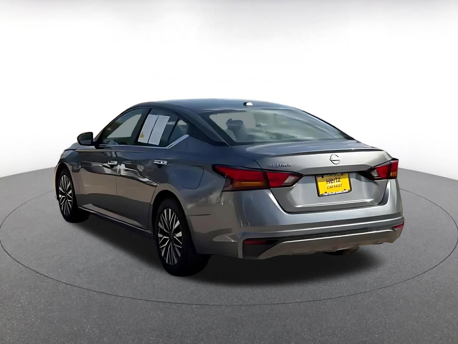 Thumbnail: 2025 Nissan Altima - 11