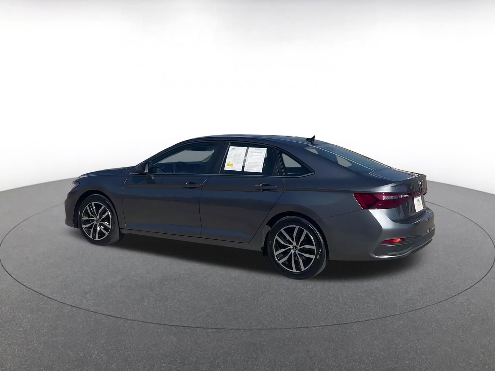 Thumbnail: 2025 Volkswagen Jetta - 11