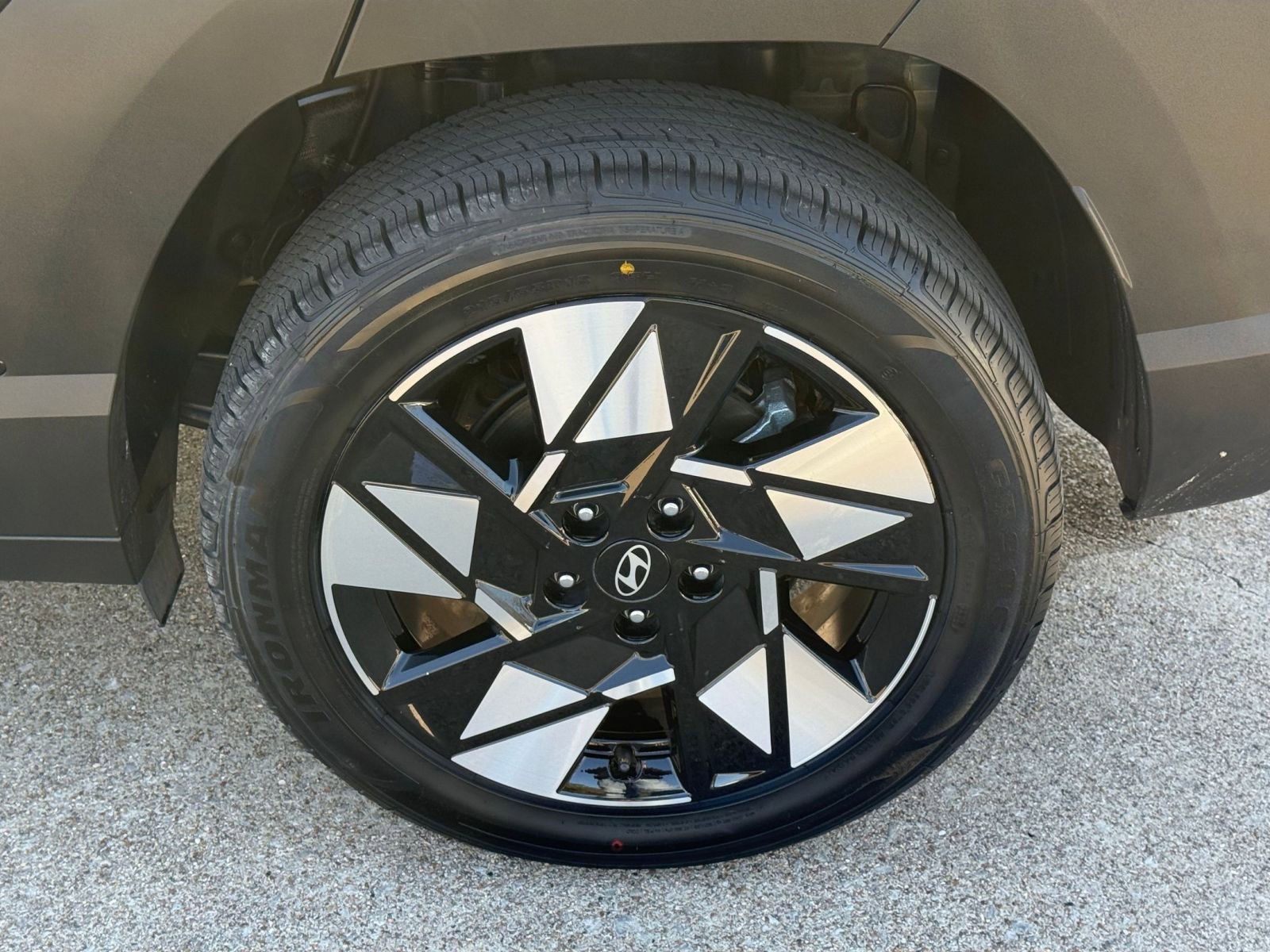 Thumbnail: 2025 Hyundai Kona - 30