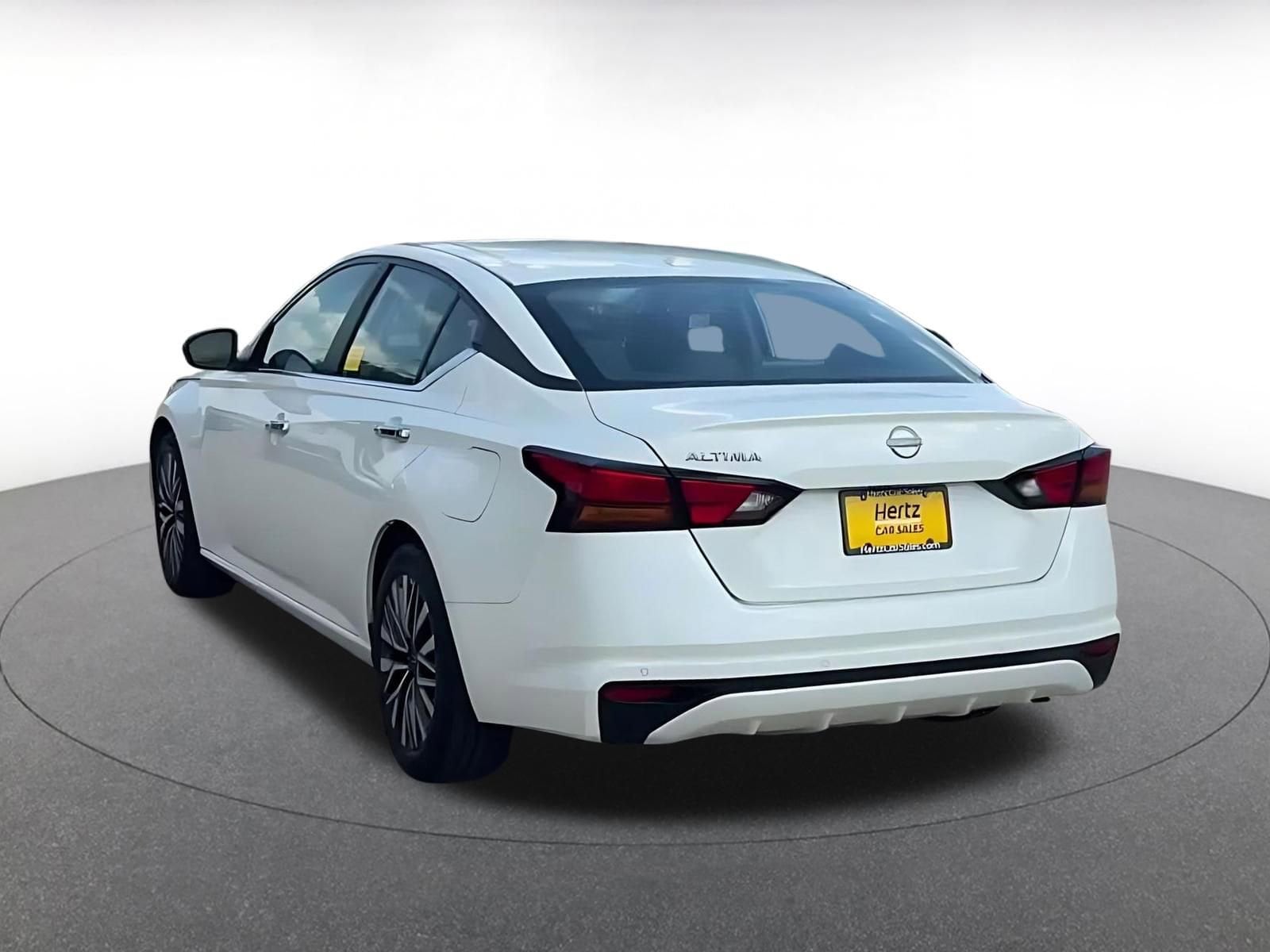 Thumbnail: 2025 Nissan Altima - 11