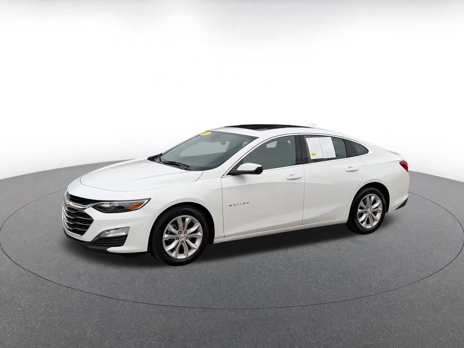 Thumbnail: 2024 Chevrolet Malibu - 8