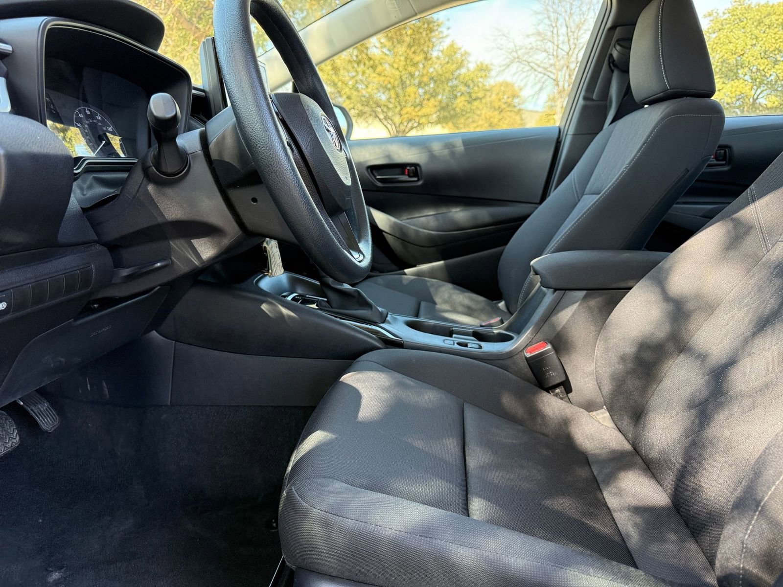 Thumbnail: 2025 Toyota Corolla - 27