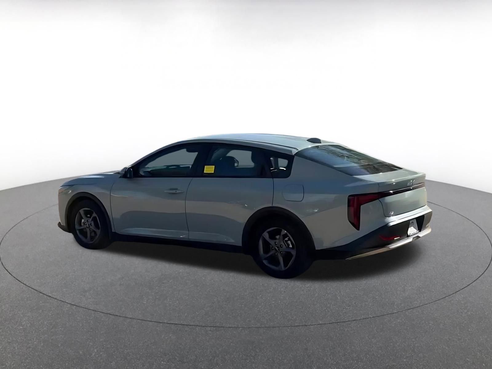 Thumbnail: 2025 Kia K4 - 11