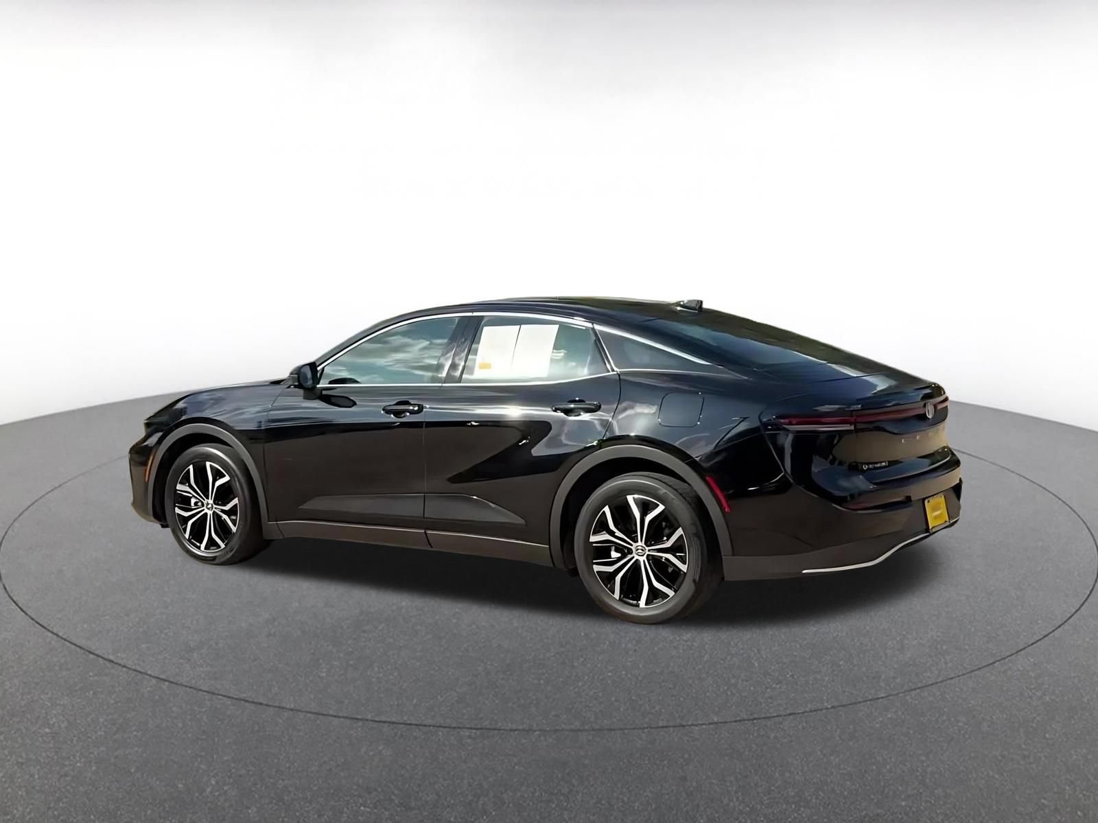 Thumbnail: 2025 Toyota Crown - 10