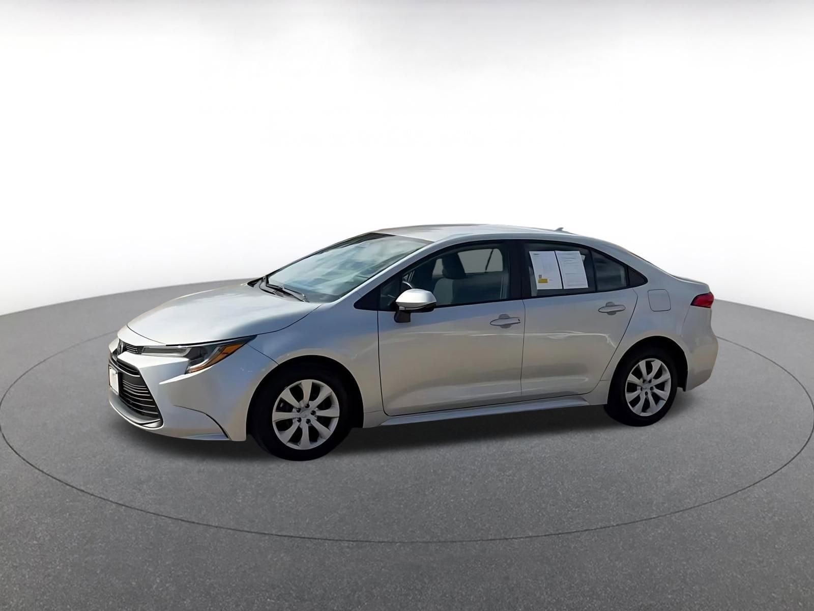 Thumbnail: 2025 Toyota Corolla - 8