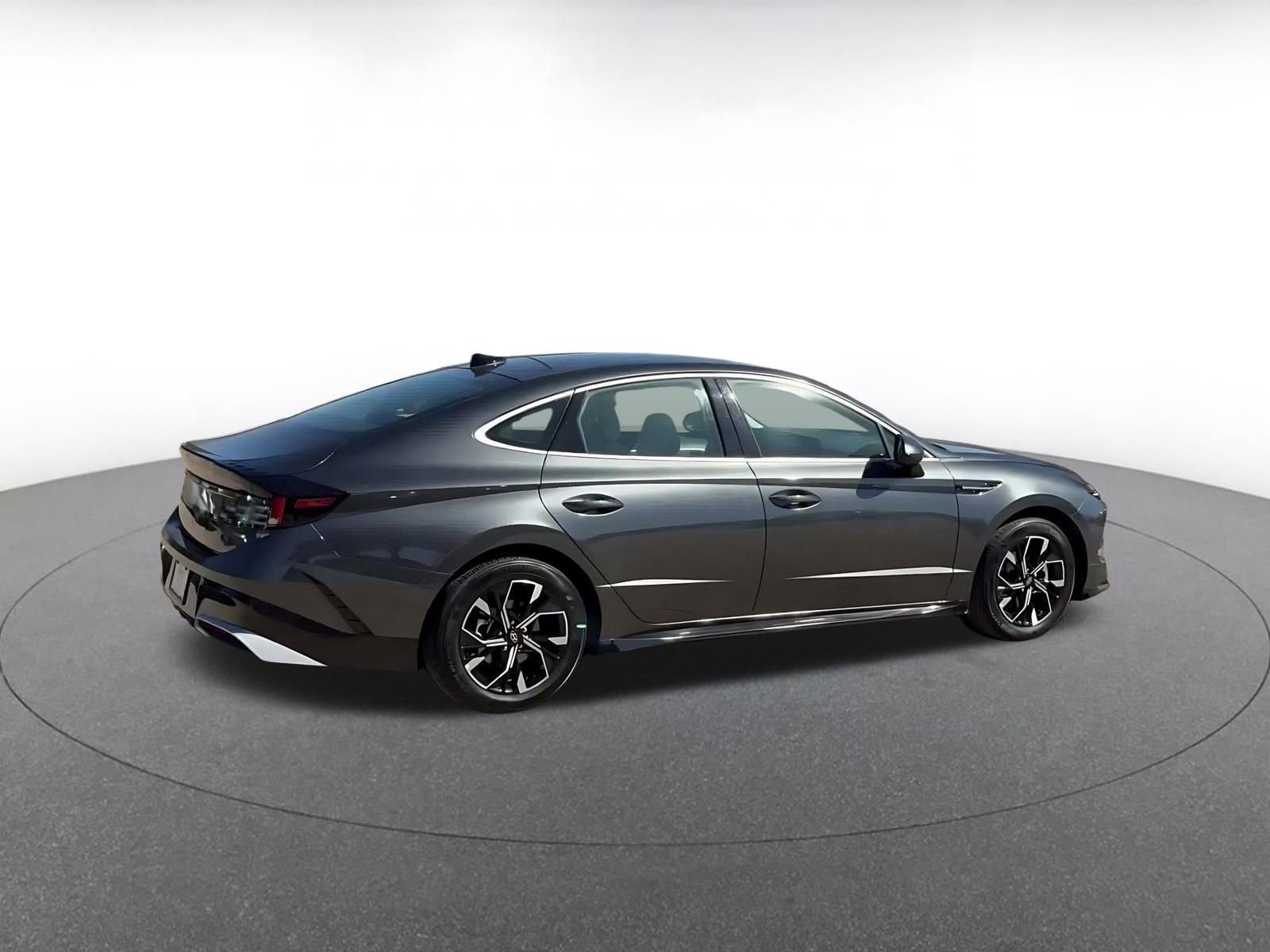 Thumbnail: 2025 Hyundai Sonata - 15