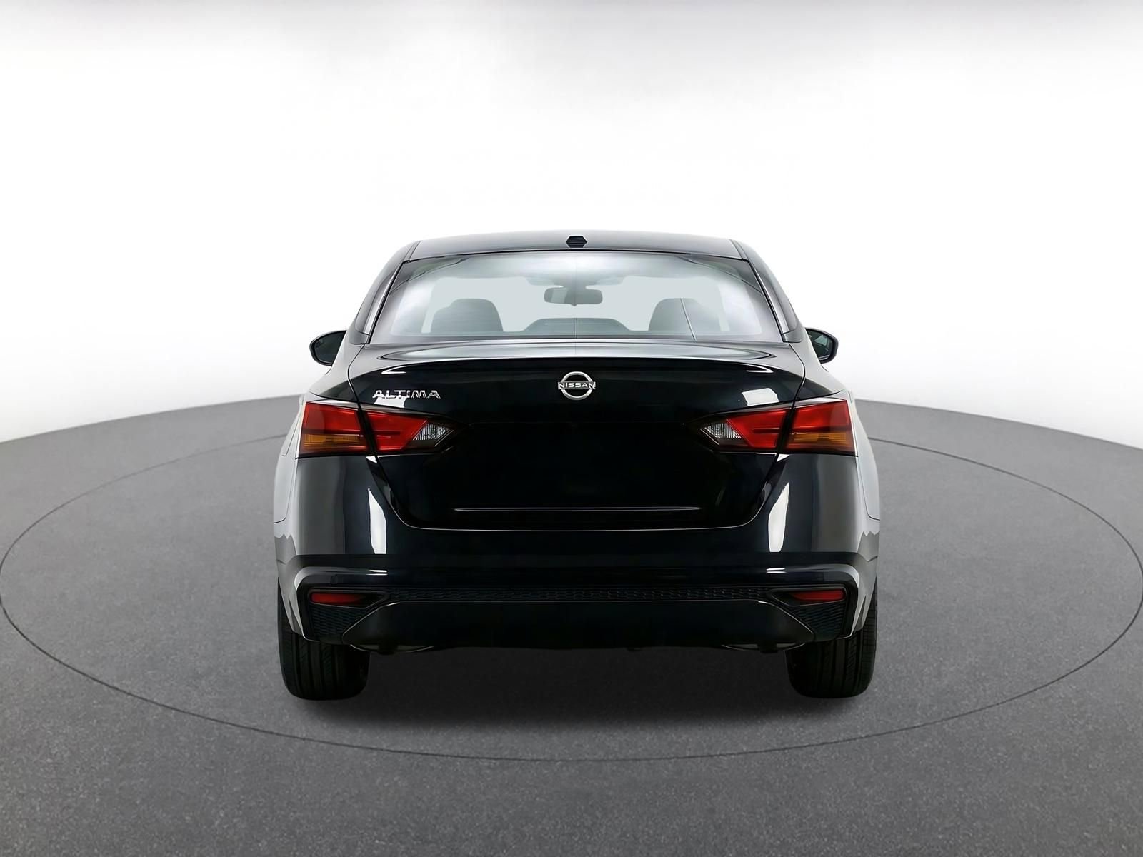 Thumbnail: 2025 Nissan Altima - 8