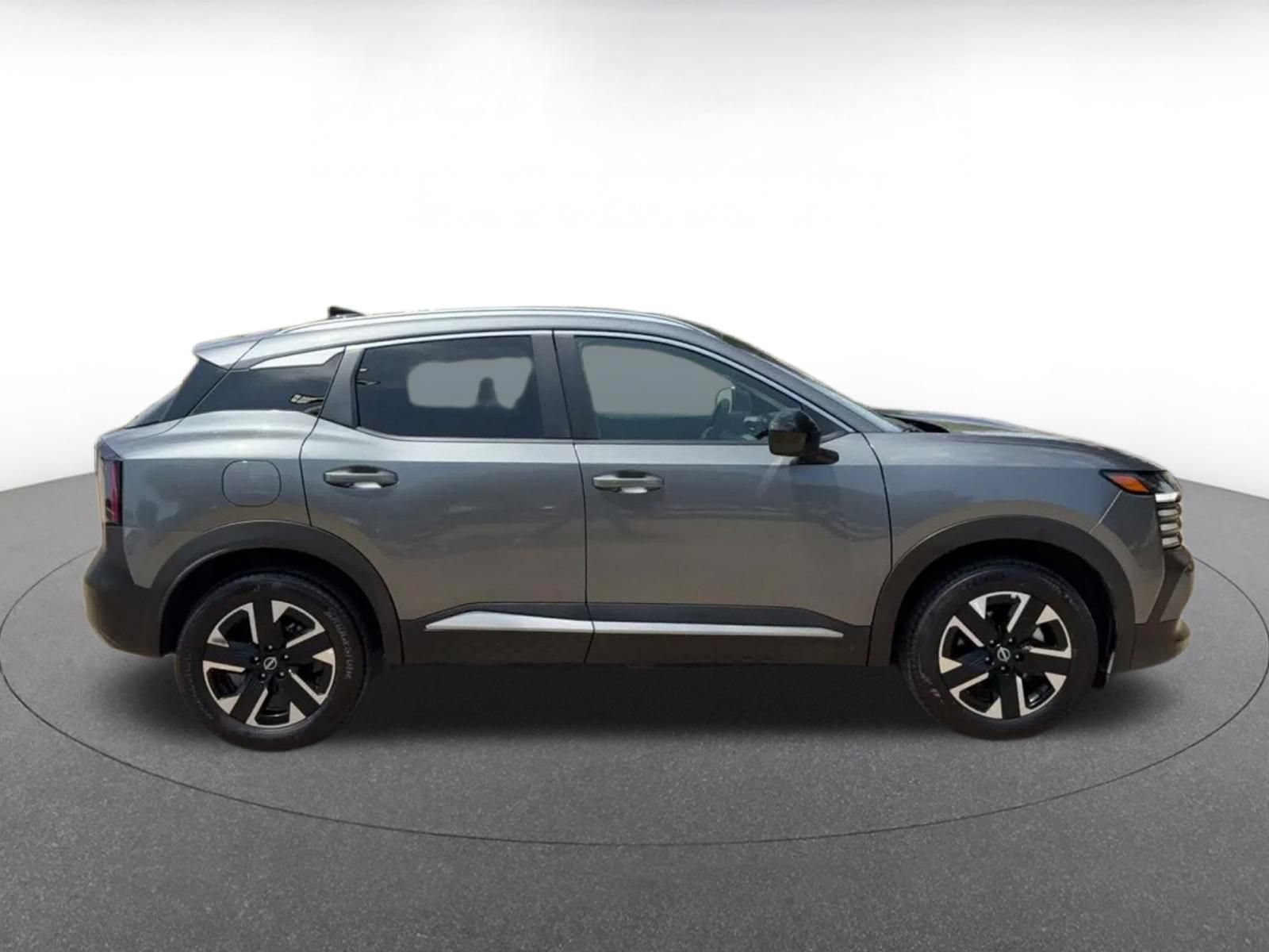 Thumbnail: 2026 Nissan Kicks - 15