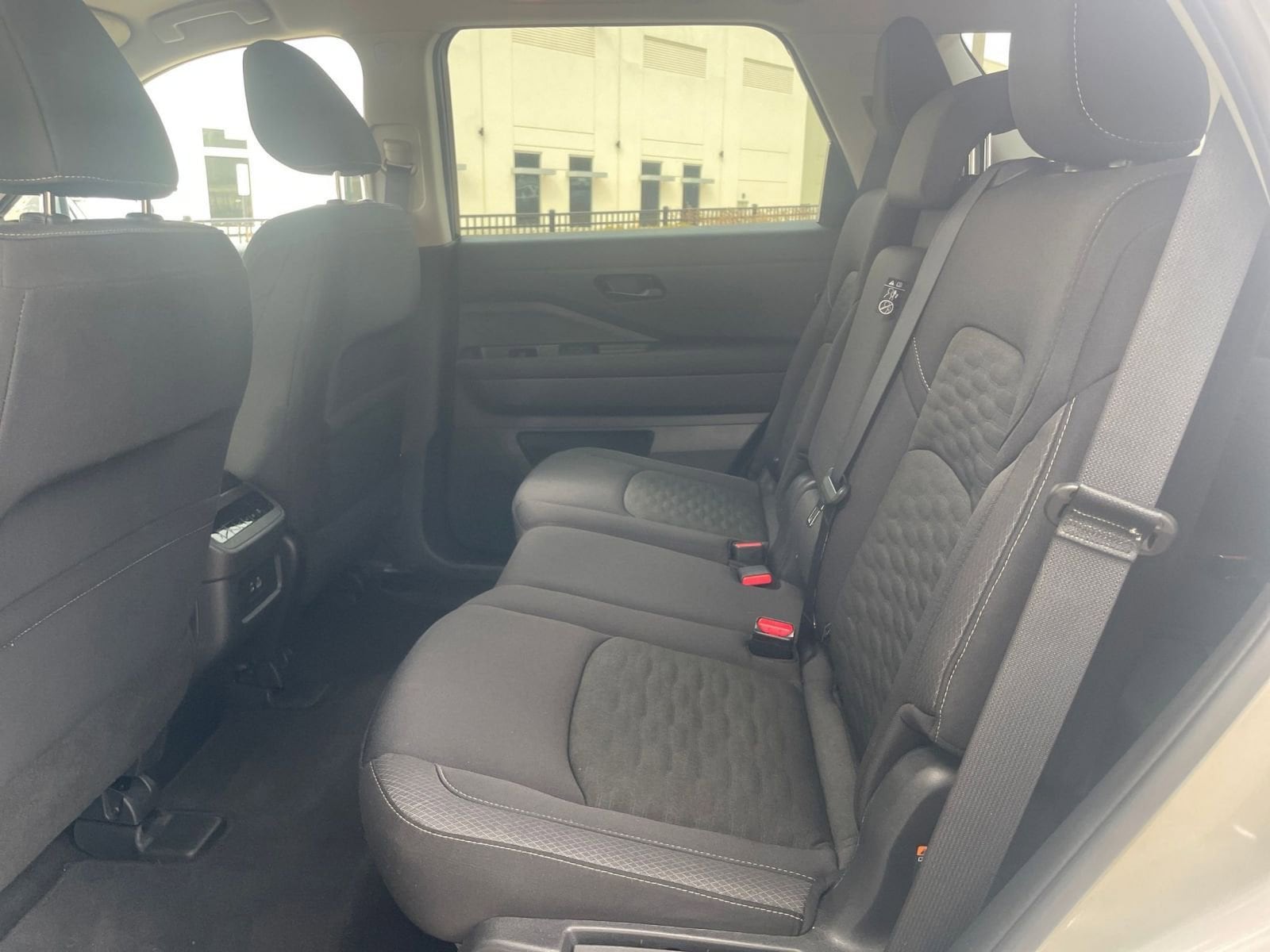 Thumbnail: 2025 Nissan Pathfinder - 29