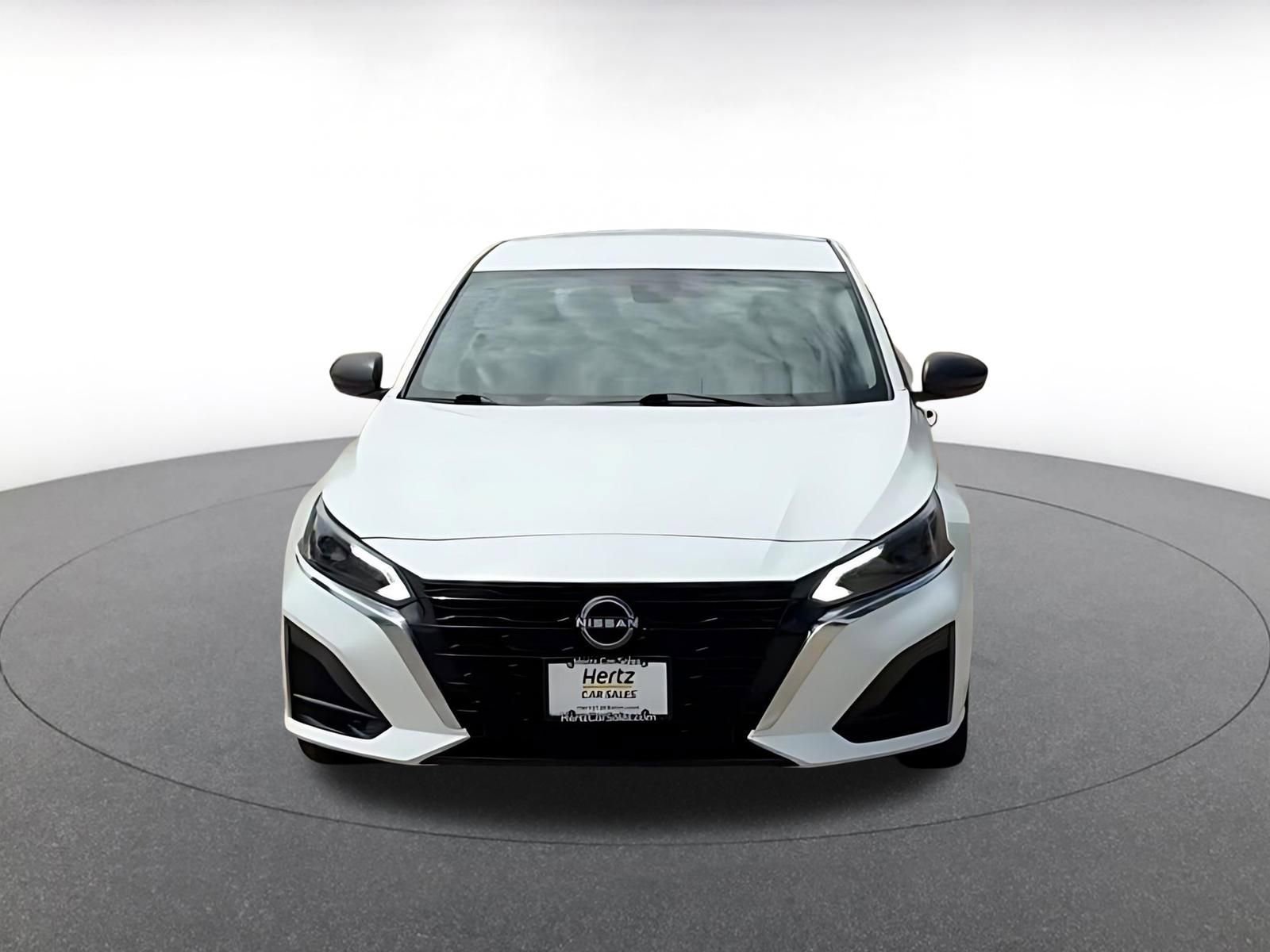 Thumbnail: 2025 Nissan Altima - 4