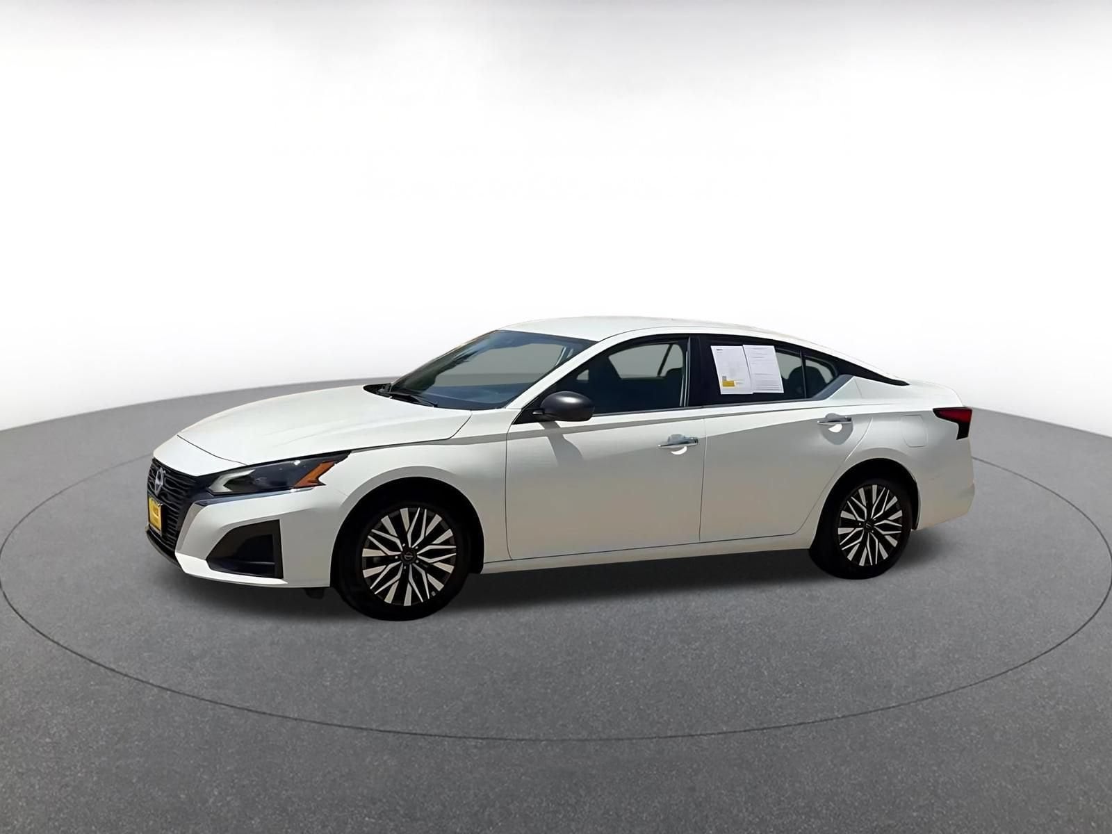 Thumbnail: 2025 Nissan Altima - 8