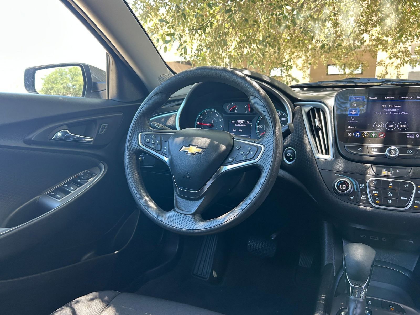 Thumbnail: 2024 Chevrolet Malibu - 31