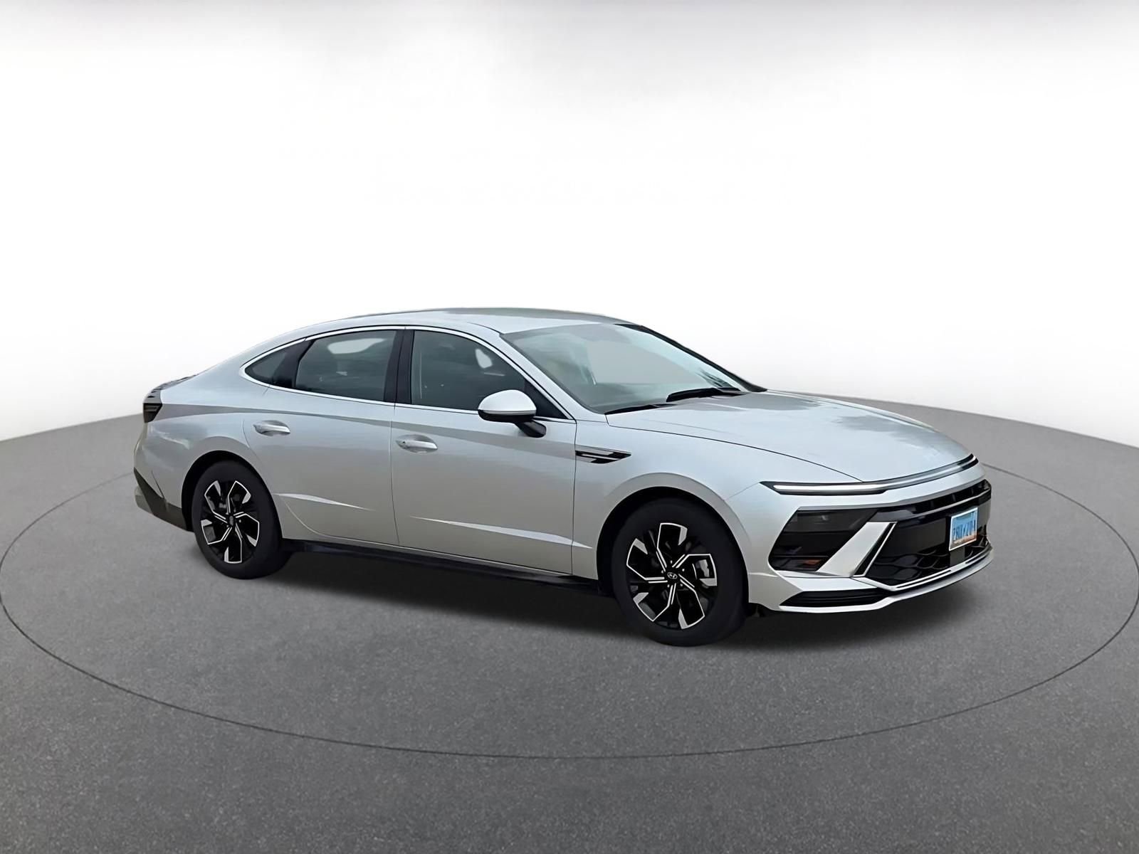 Thumbnail: 2025 Hyundai Sonata - 2