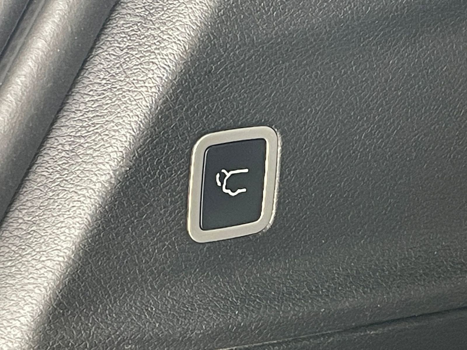 Thumbnail: 2025 Chrysler Pacifica - 35