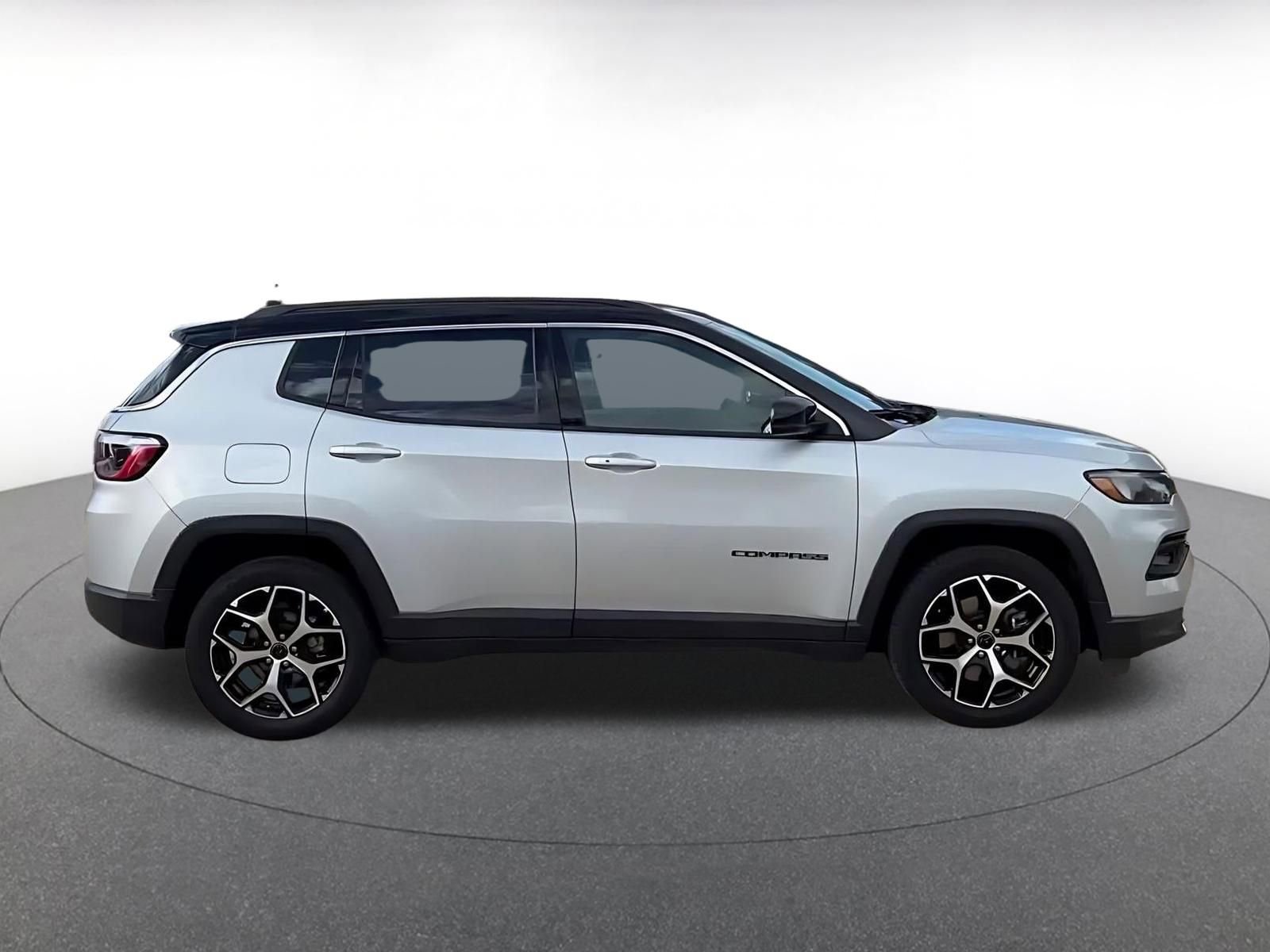 Thumbnail: 2025 Jeep Compass - 16