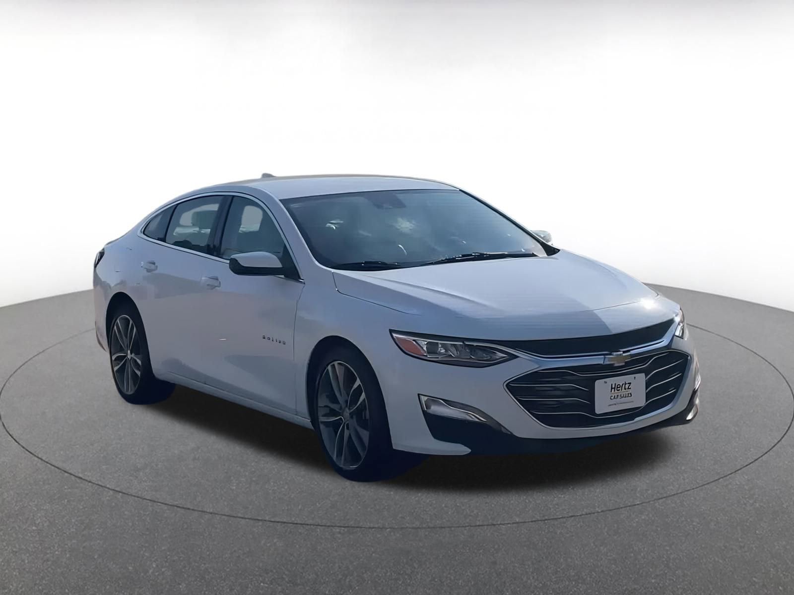 Thumbnail: 2024 Chevrolet Malibu - 3