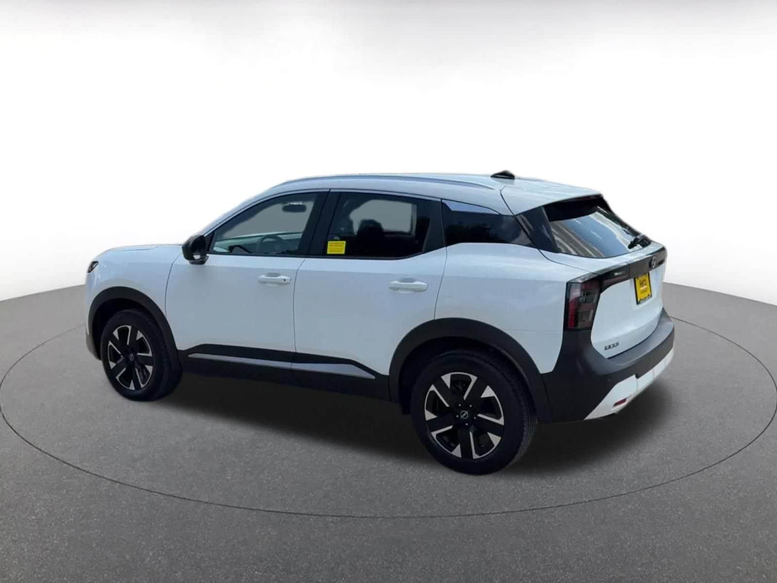 Thumbnail: 2026 Nissan Kicks - 8