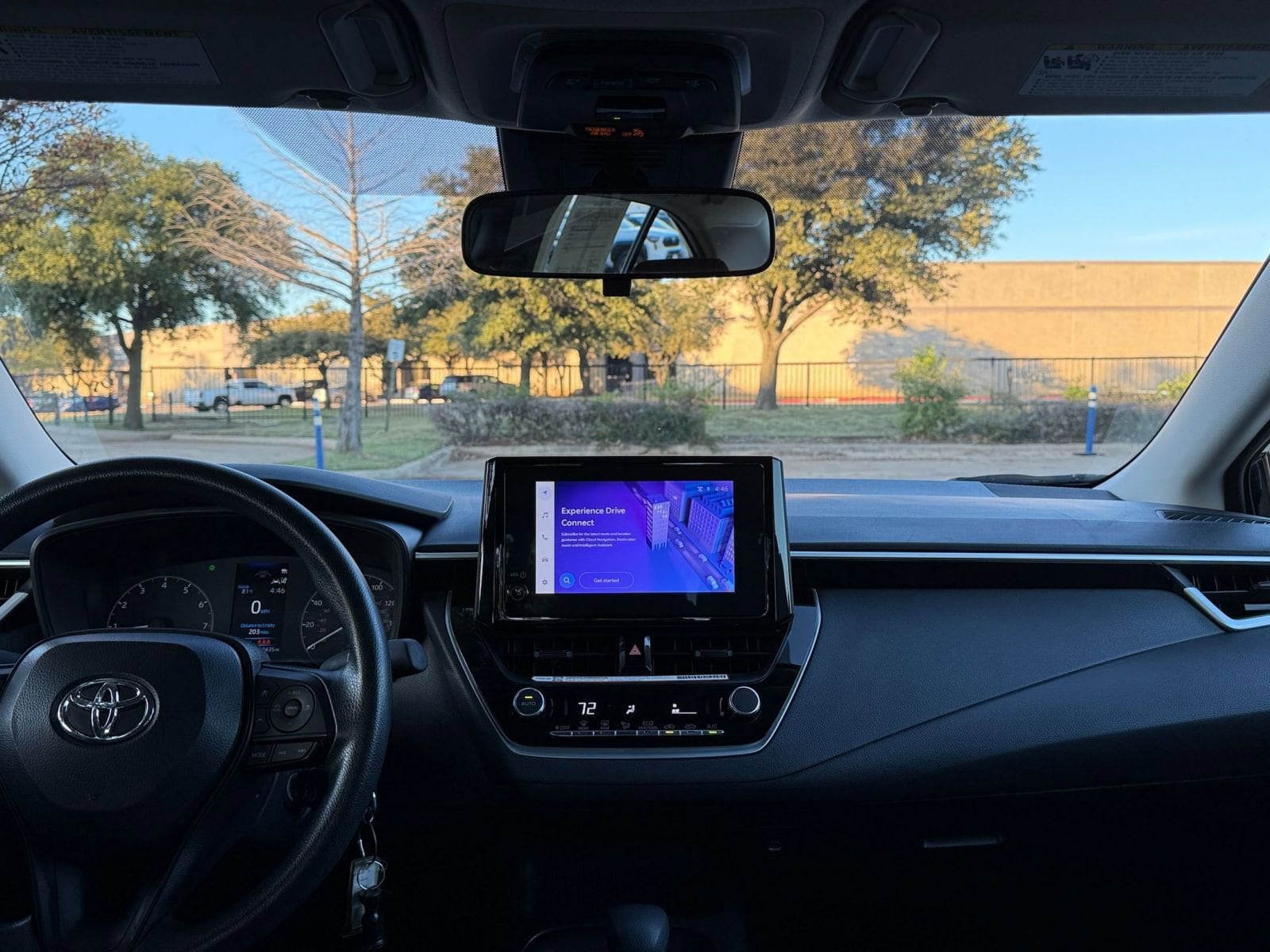 Thumbnail: 2025 Toyota Corolla - 33