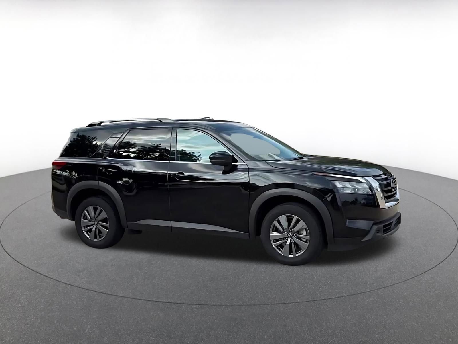 Thumbnail: 2025 Nissan Pathfinder - 2