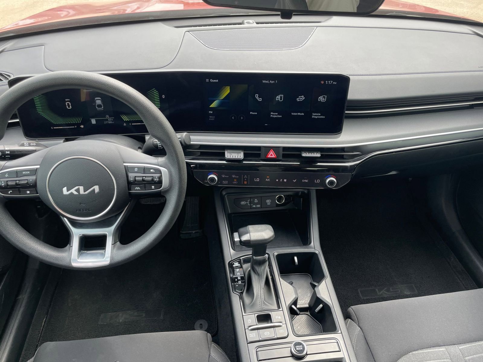 Thumbnail: 2025 Kia K5 - 17